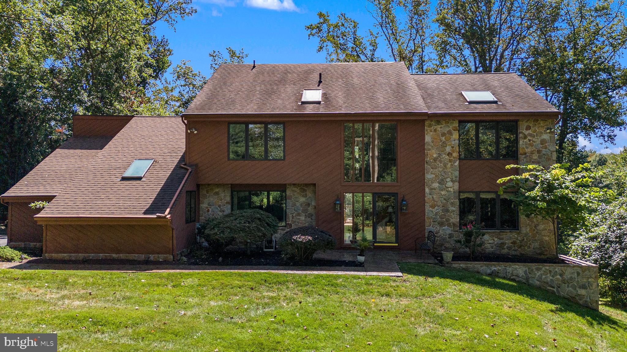 PHEASANT RUN - Residential