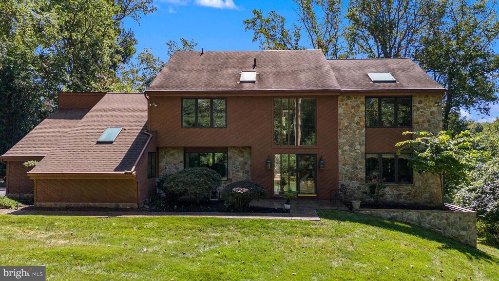 Photo of 48 Partridge Lane, GLEN MILLS, PA 19342 (MLS # PADE2098684)