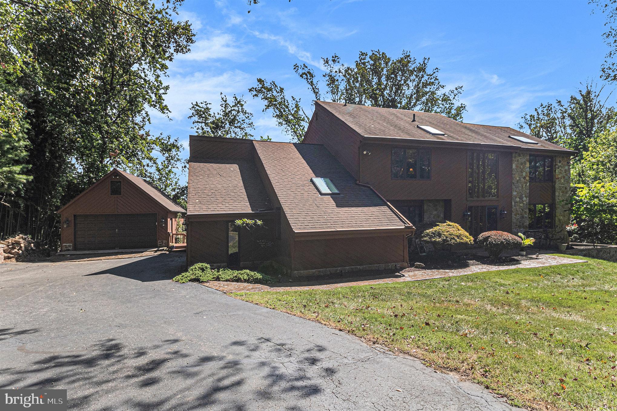 PHEASANT RUN - Residential