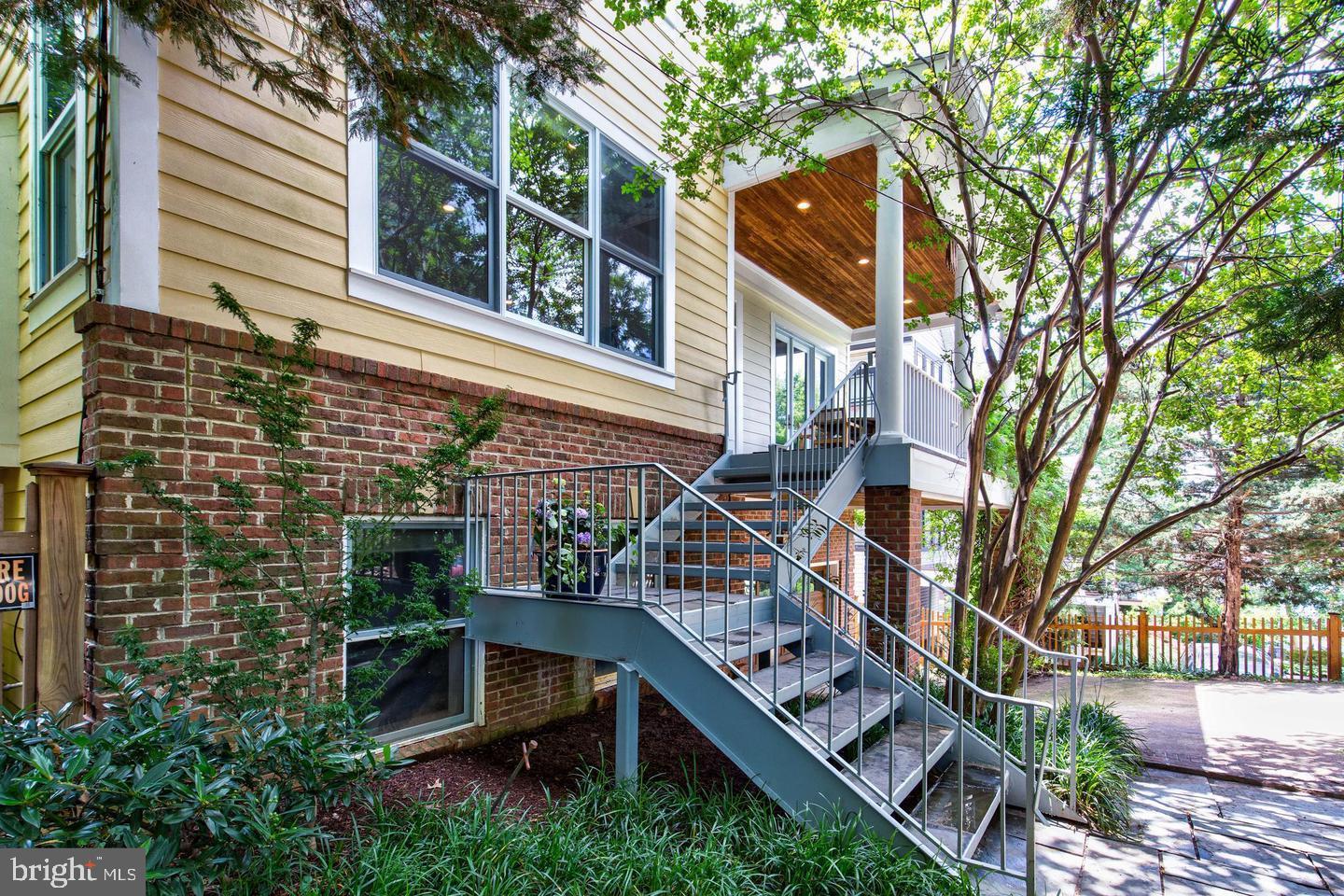 PALISADES - Residential