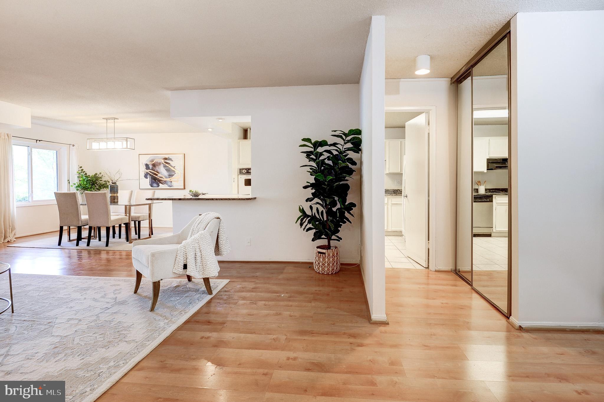 ROTONDA - Residential