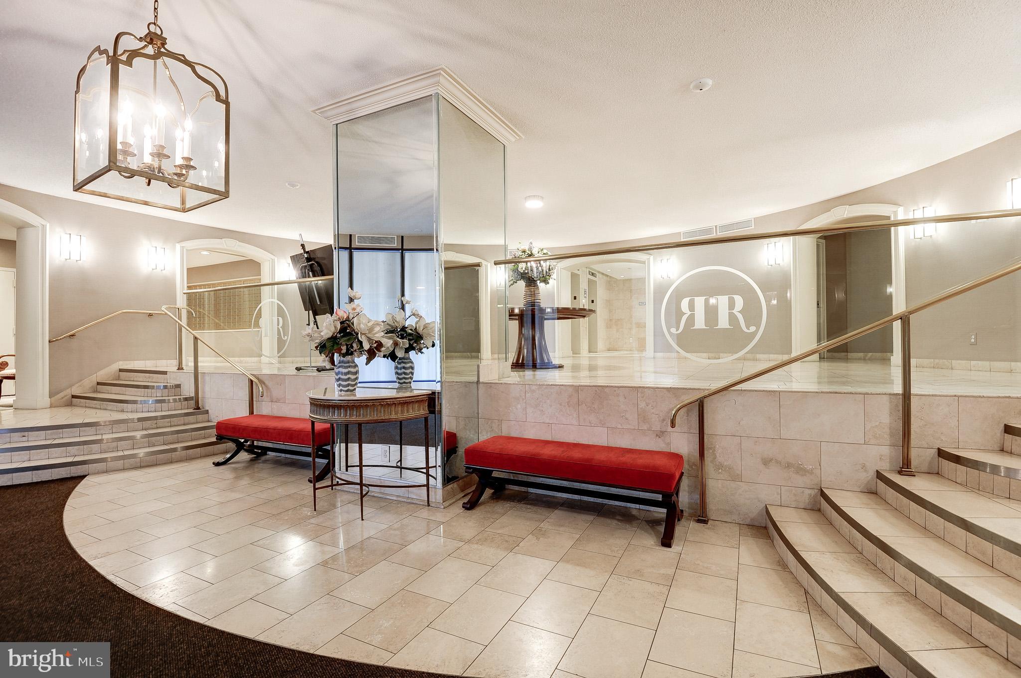 ROTONDA - Residential