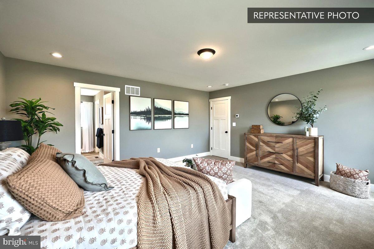 RIDGEWOOD - Residential