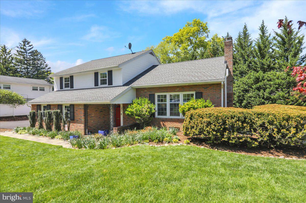 BIRDLAND - Residential