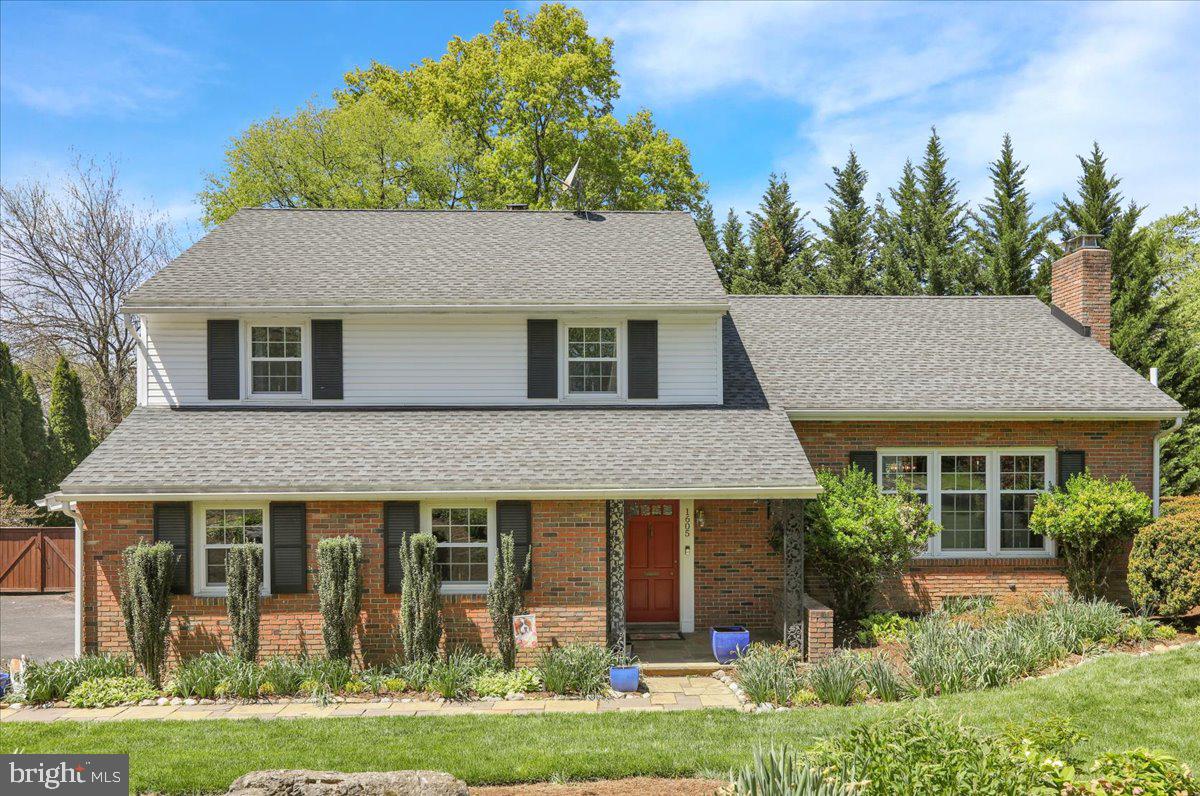 BIRDLAND - Residential