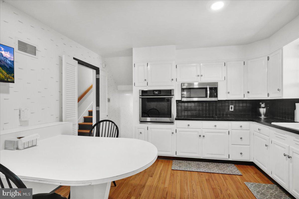 BIRDLAND - Residential