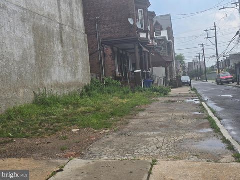 Vacant Land For Sale - 1813 N Natrona Street<br/> PHILADELPHIA, PA 19121