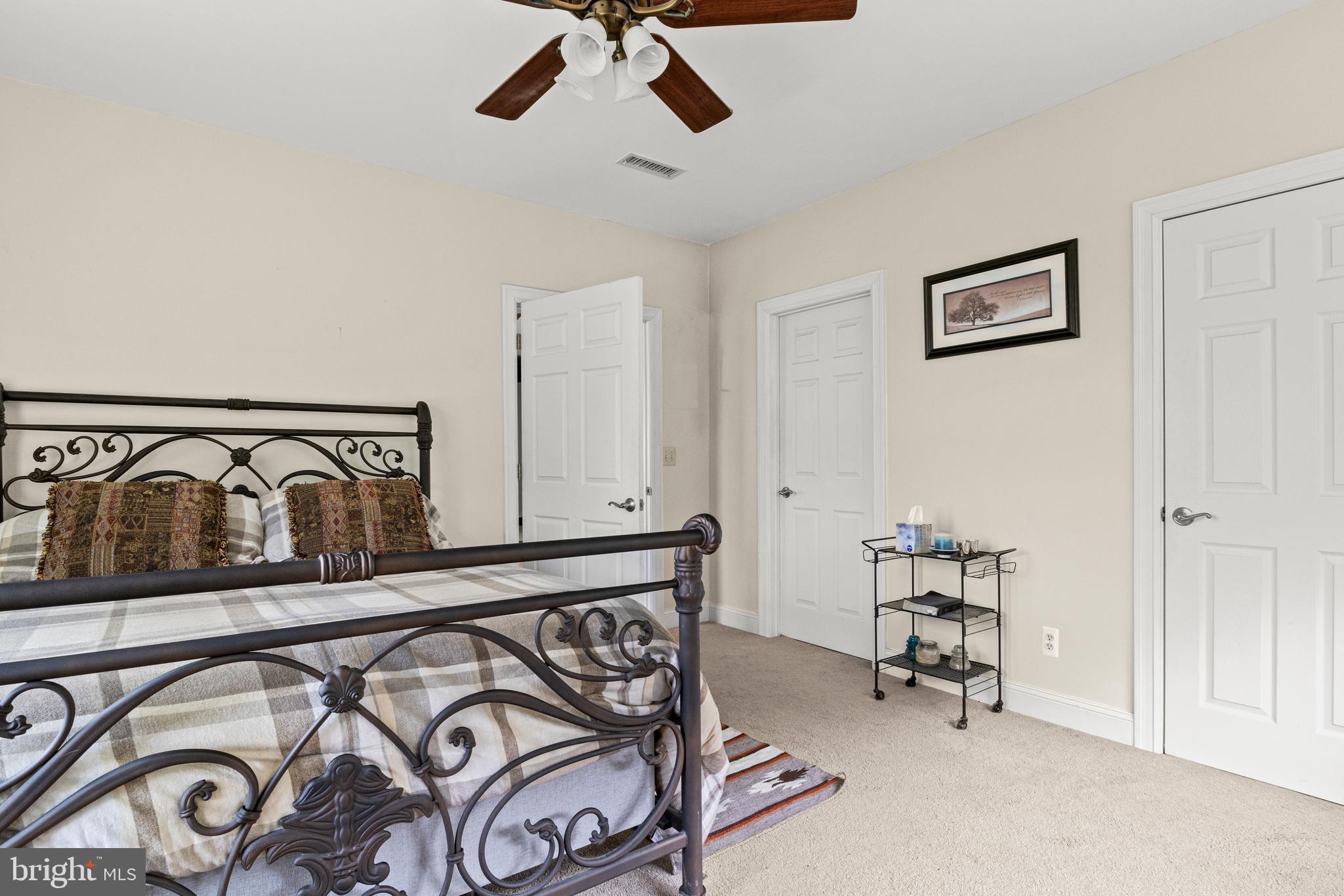 ROLLING GREEN - Residential