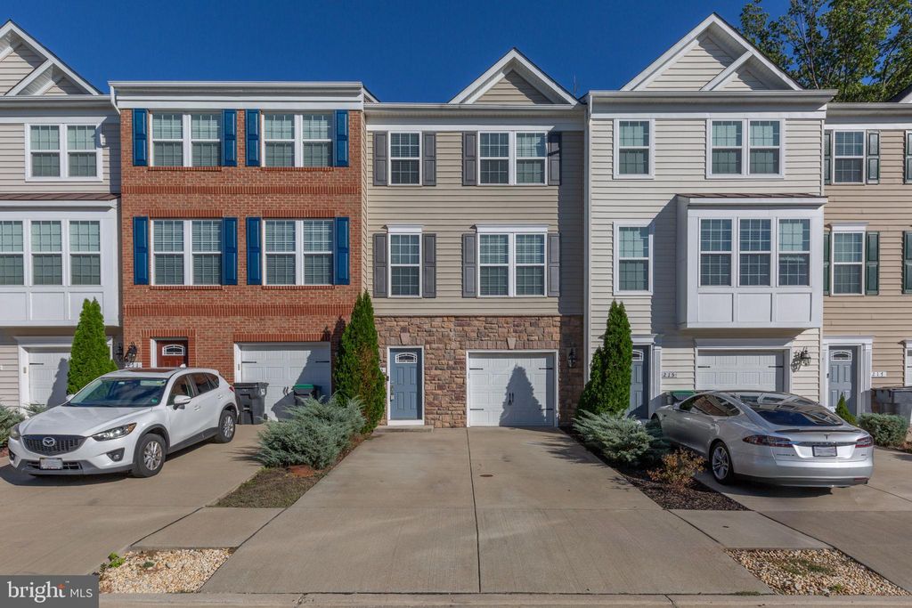 Photo of 213 Hidden Brook Drive, FREDERICKSBURG, VA 22405 (MLS # VAST2043374)