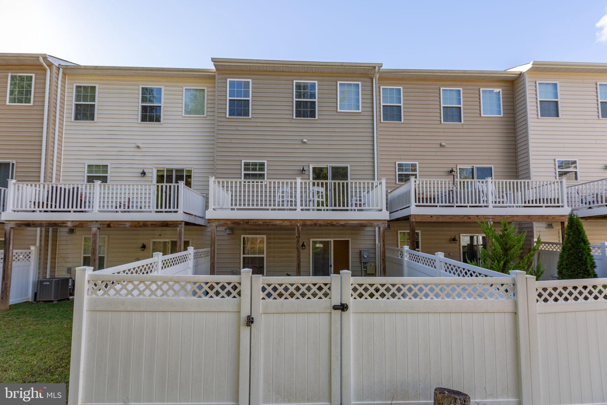 RAPPAHANNOCK LANDING - Residential