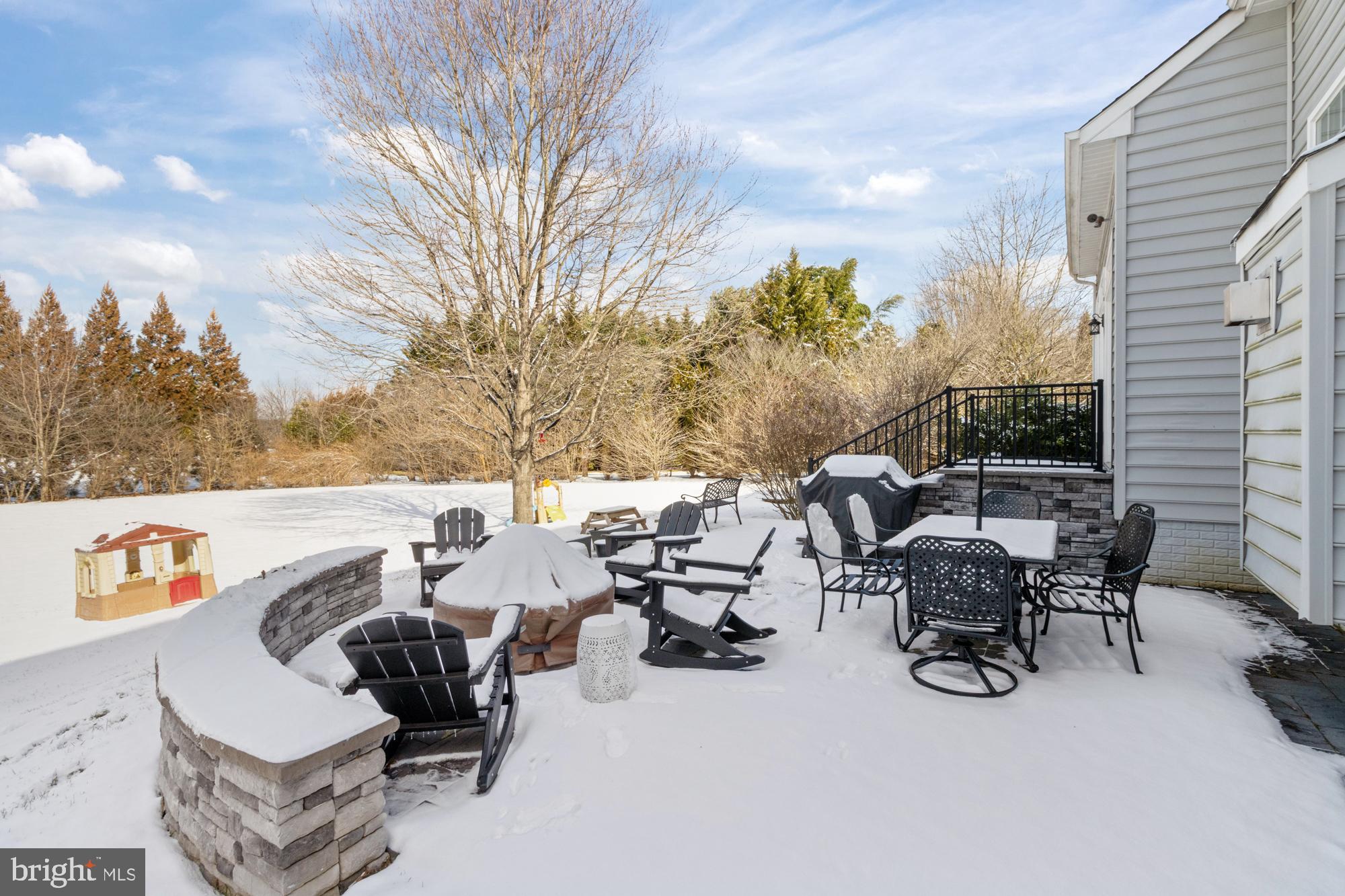 COLVARD MANOR - Residential