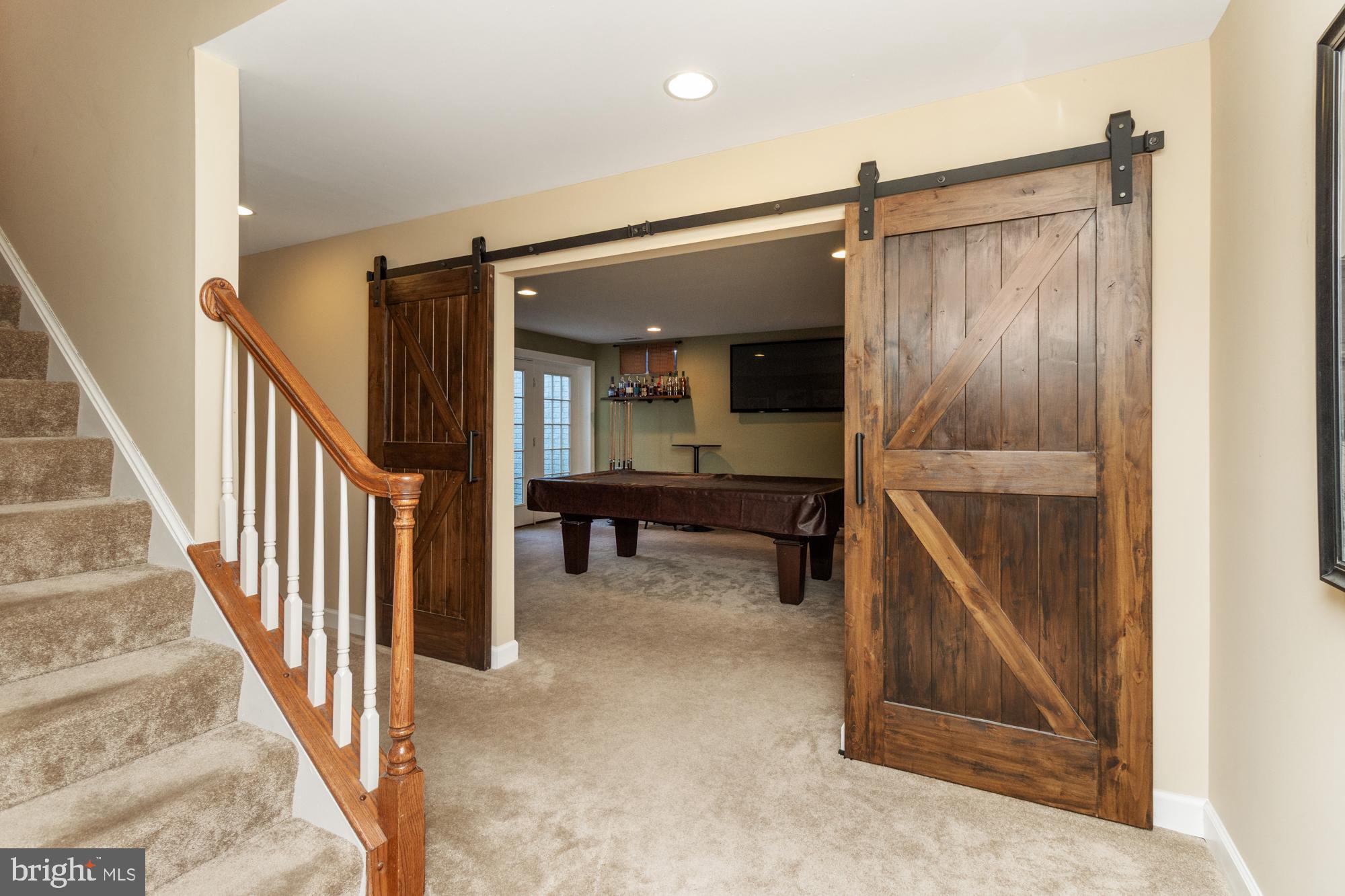 COLVARD MANOR - Residential