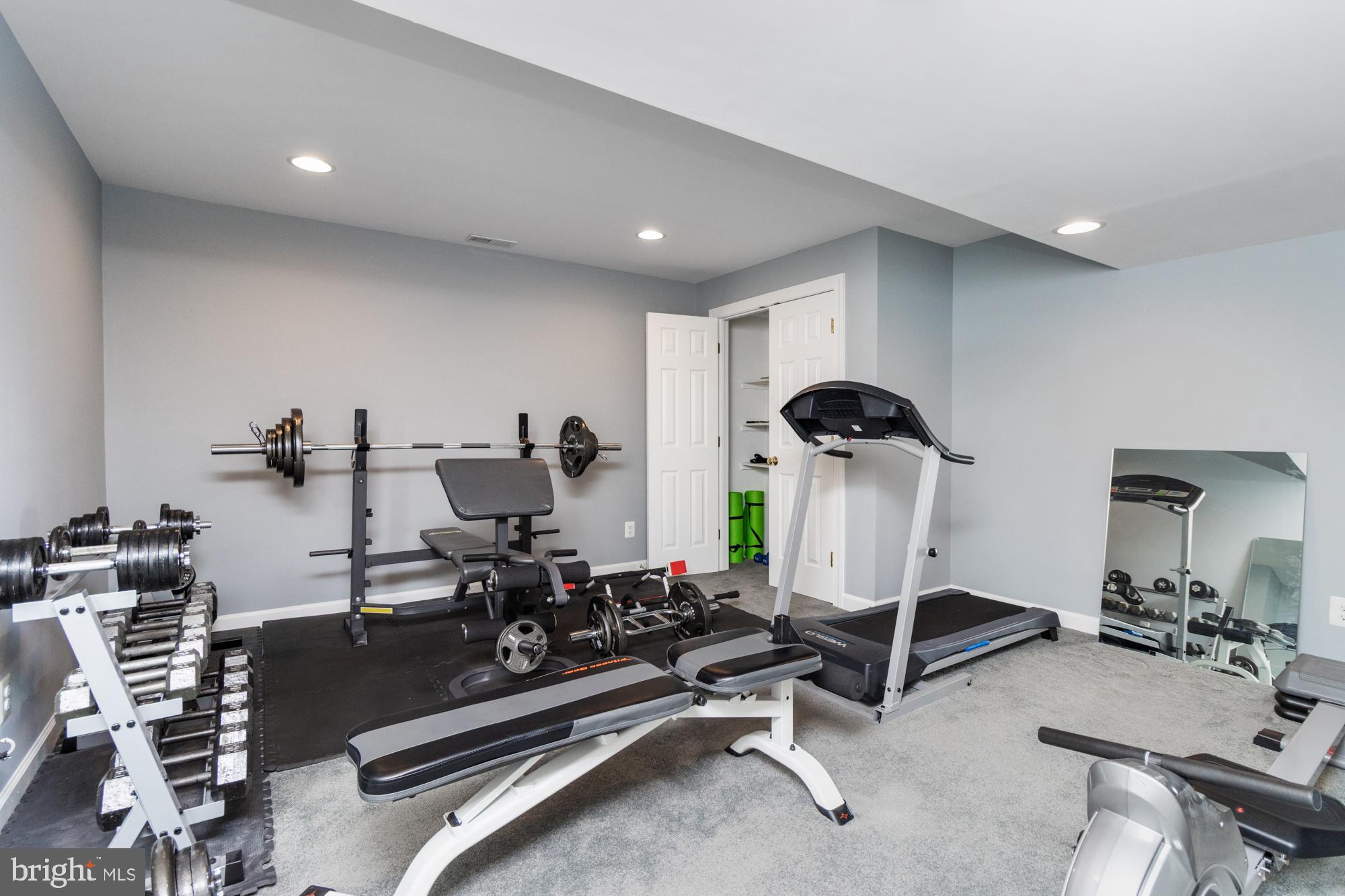 COLVARD MANOR - Residential