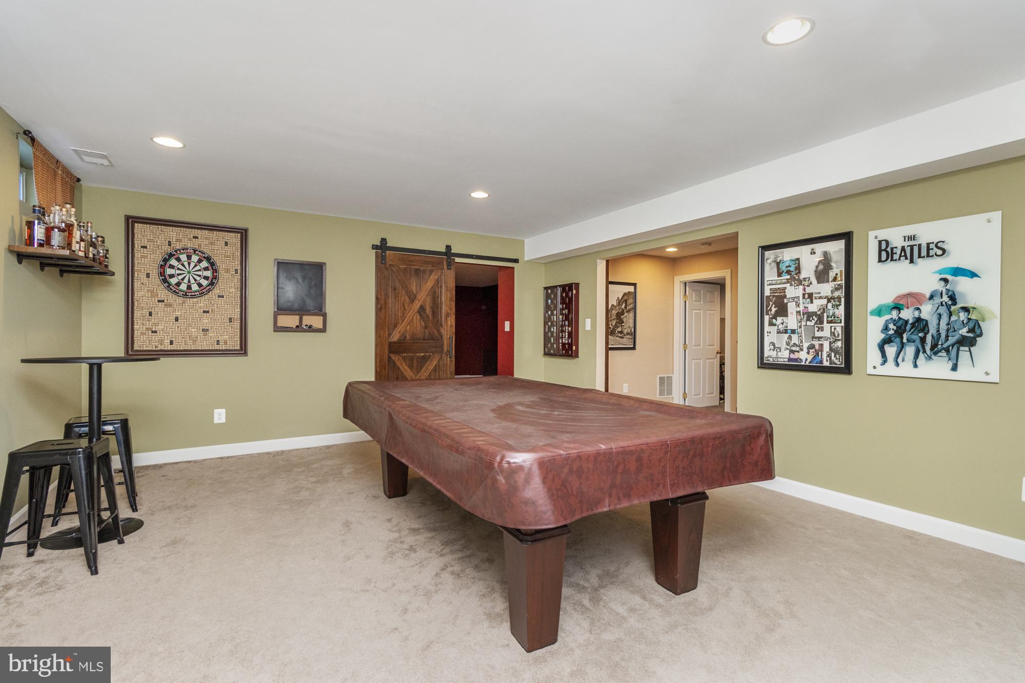 COLVARD MANOR - Residential