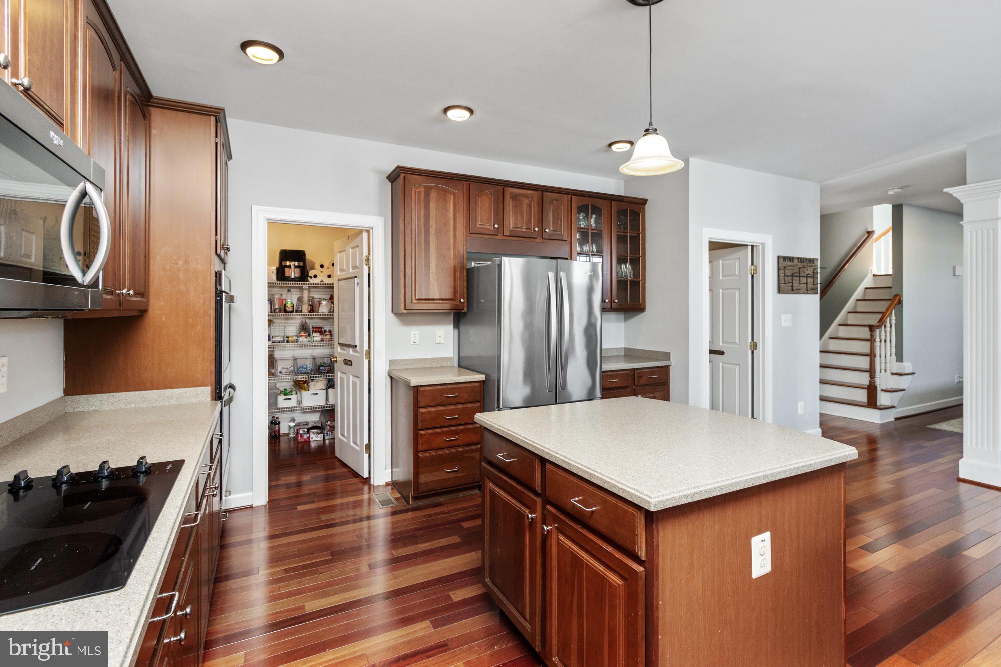 COLVARD MANOR - Residential