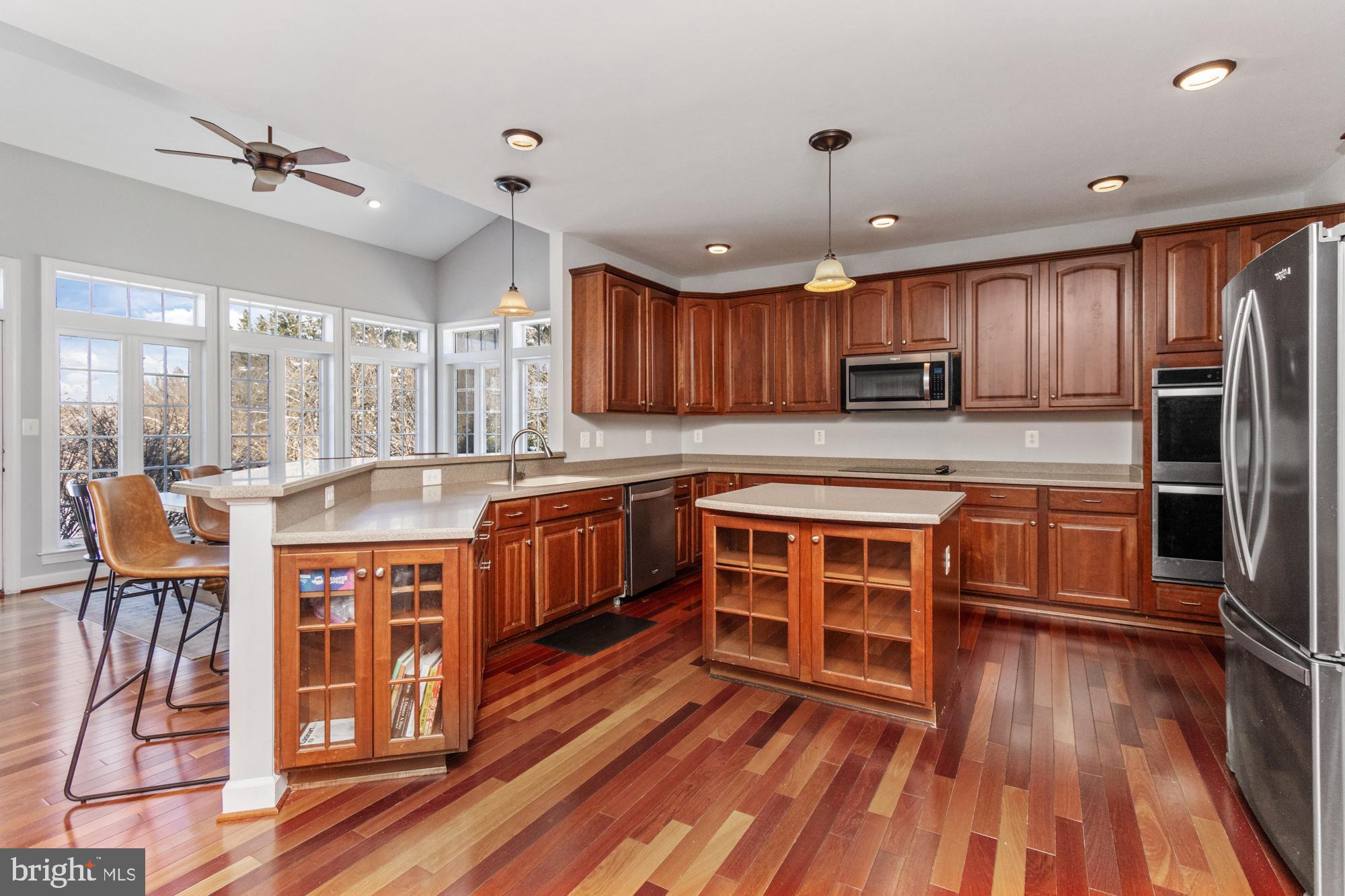 COLVARD MANOR - Residential