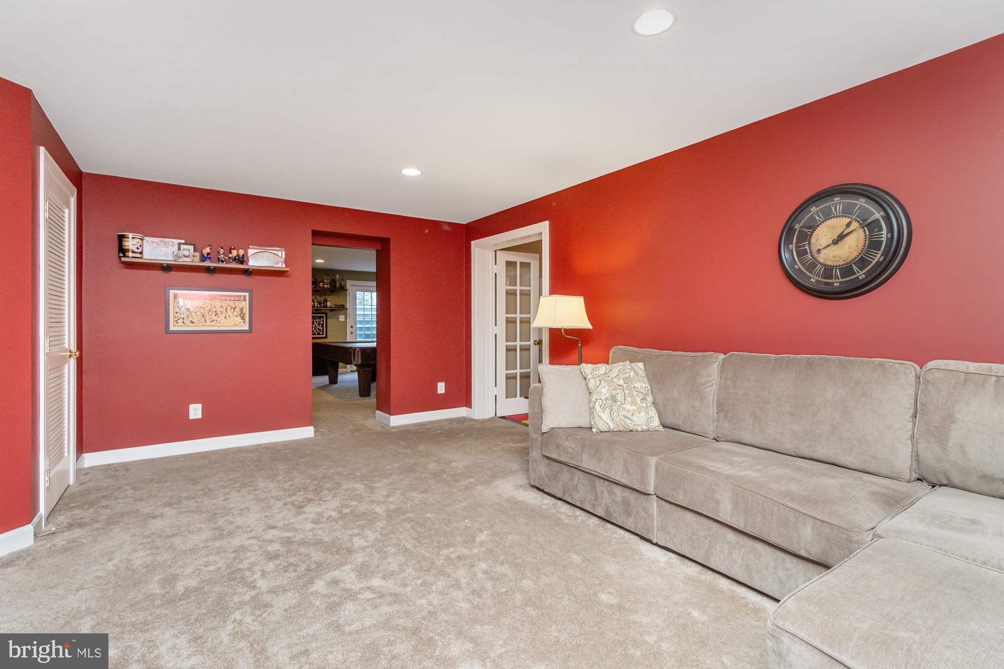 COLVARD MANOR - Residential