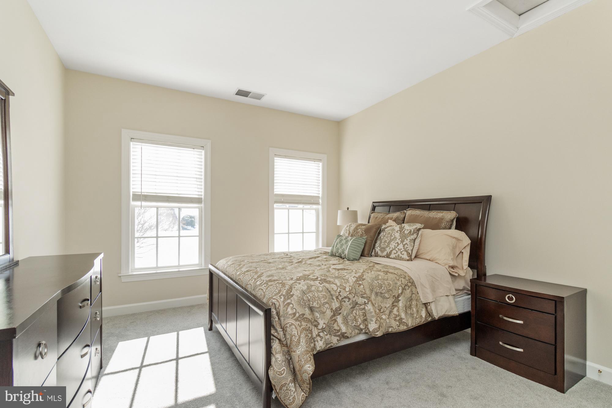 COLVARD MANOR - Residential