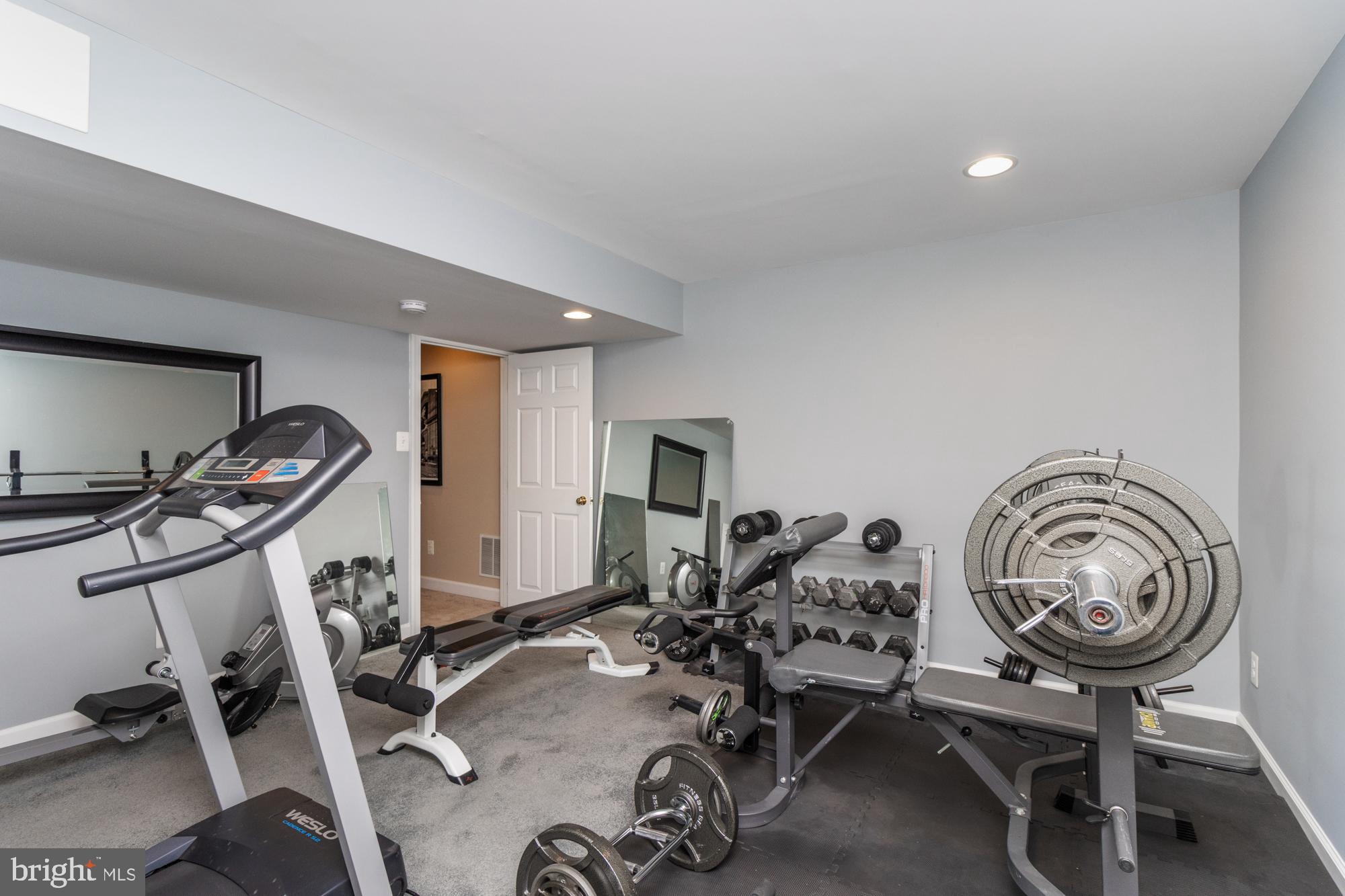 COLVARD MANOR - Residential