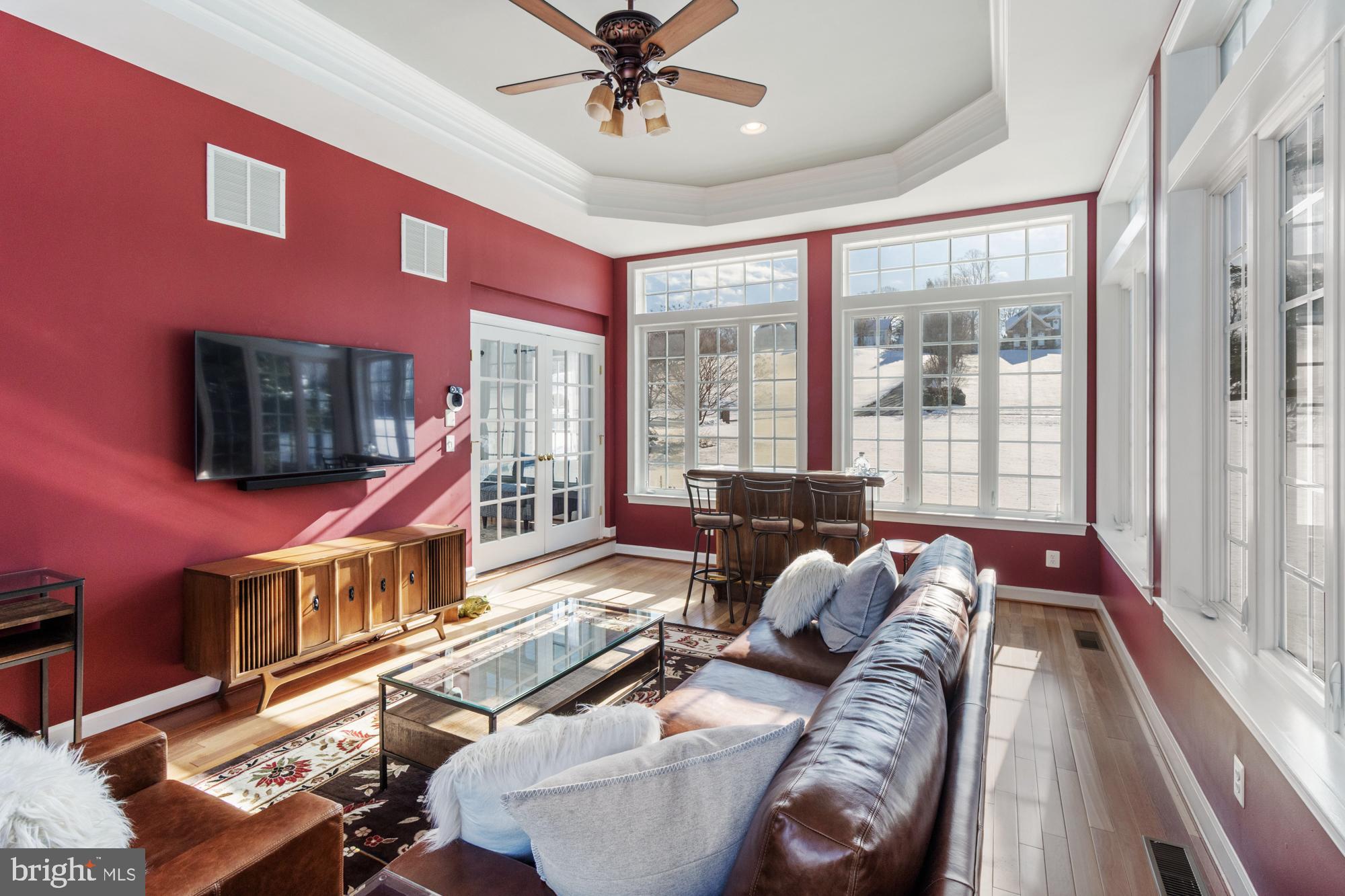 COLVARD MANOR - Residential