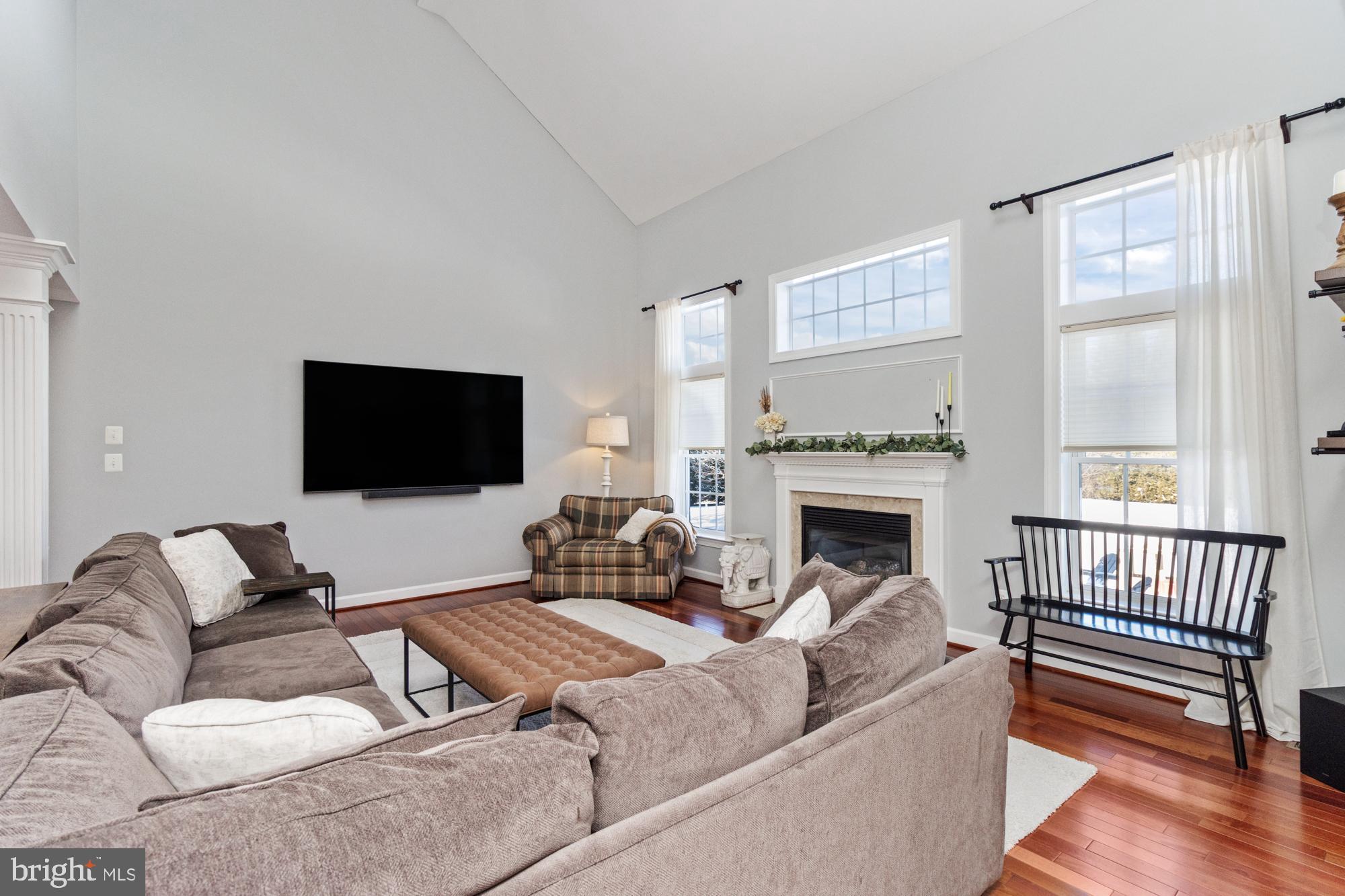 COLVARD MANOR - Residential