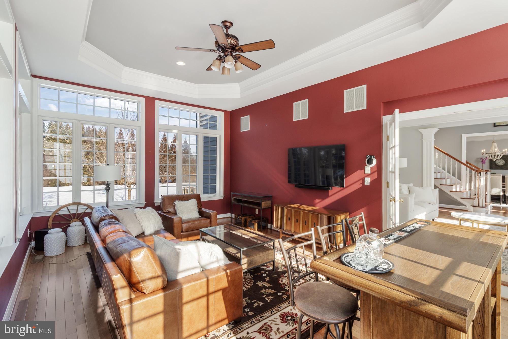 COLVARD MANOR - Residential