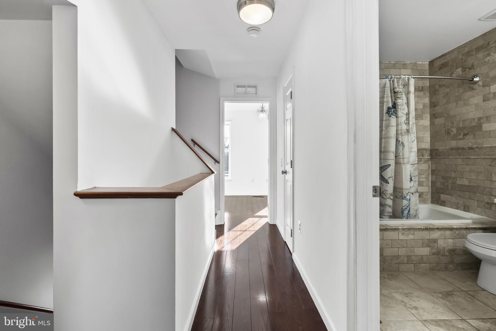 HAWTHORNE - Residential