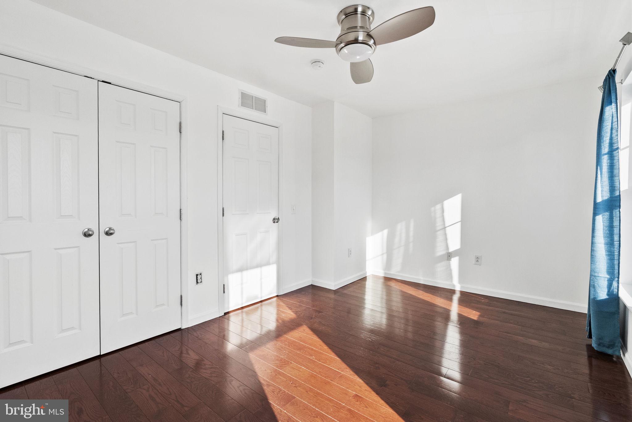 HAWTHORNE - Residential