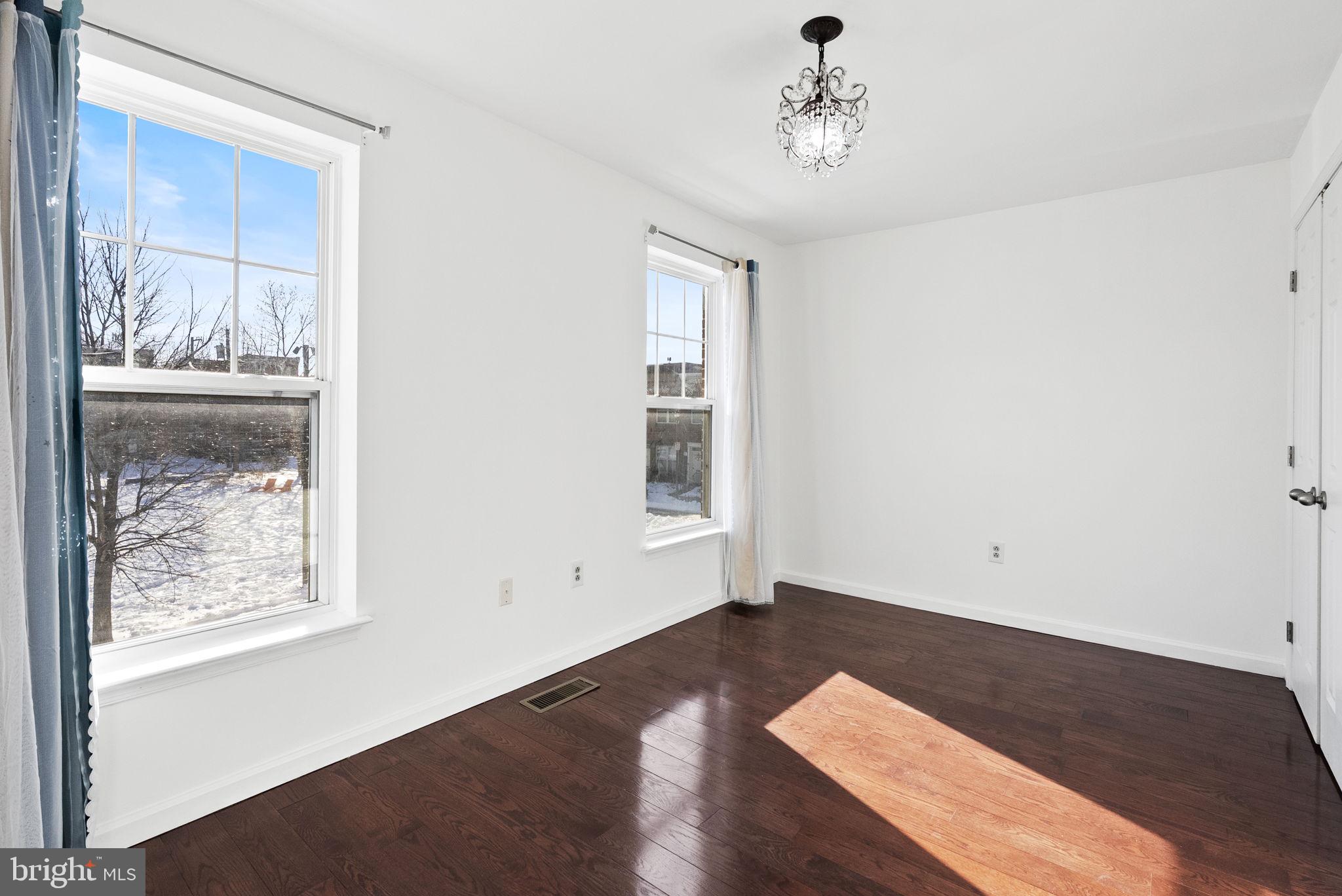 HAWTHORNE - Residential