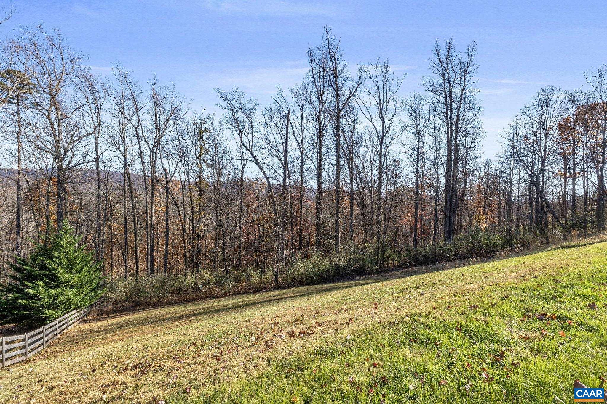 MOSBY MOUNTAIN - Residential