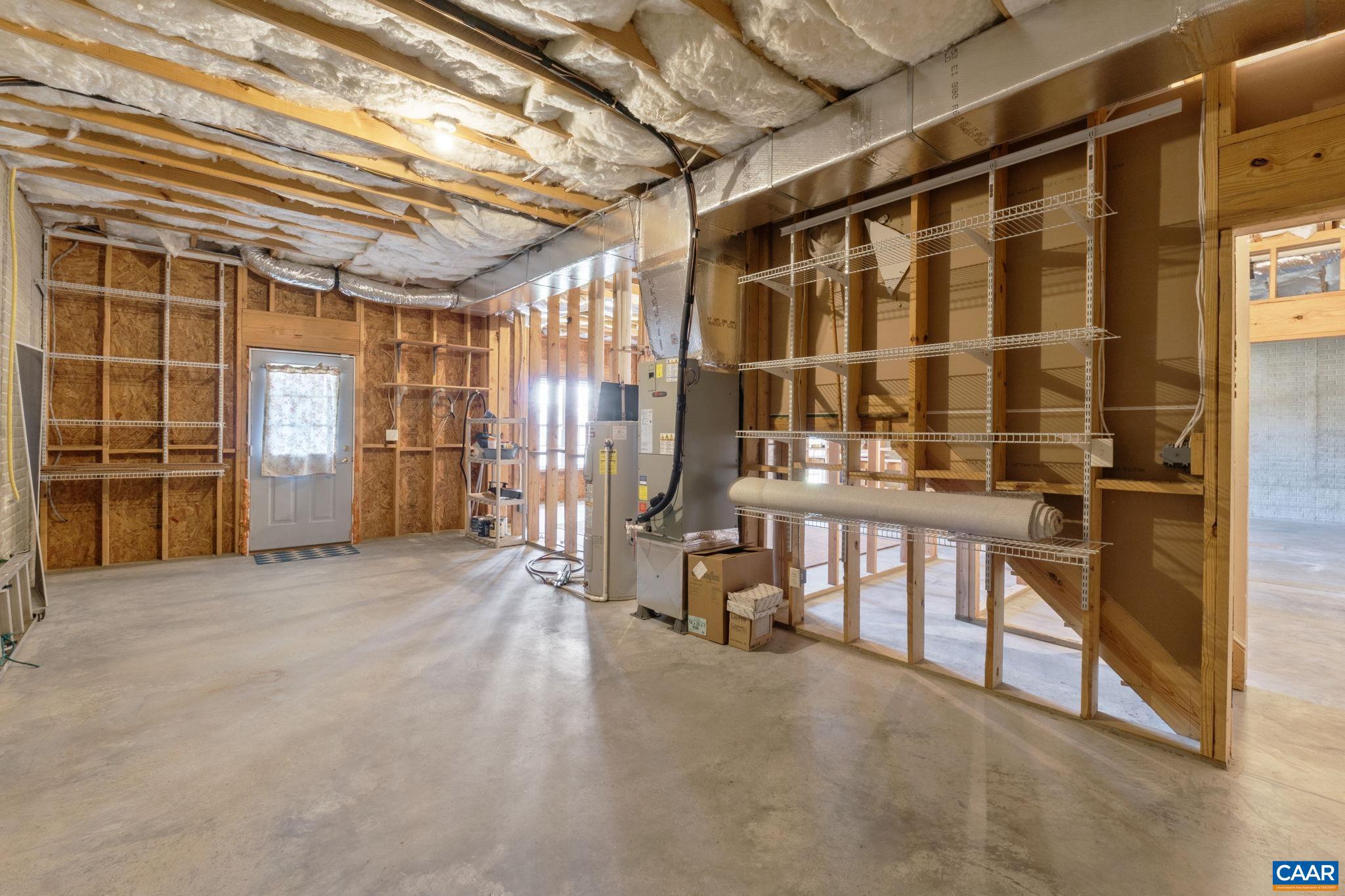 MOSBY MOUNTAIN - Residential