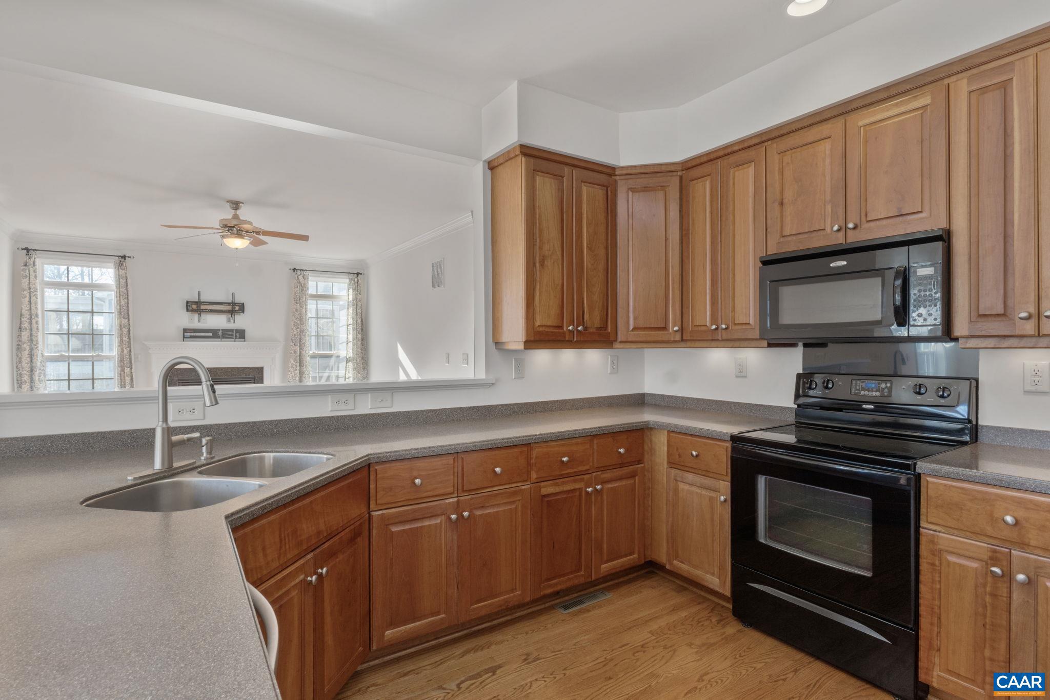 MOSBY MOUNTAIN - Residential