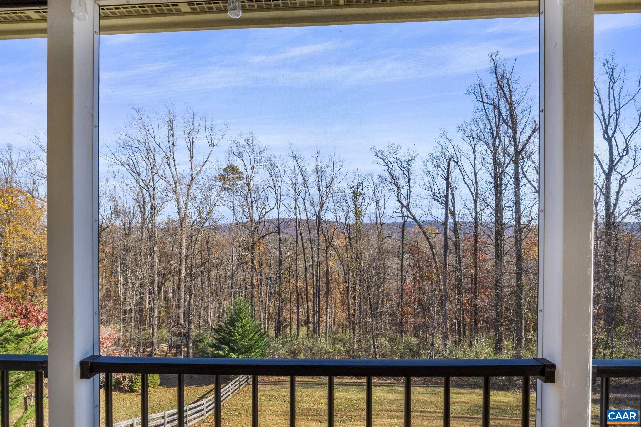 MOSBY MOUNTAIN - Residential