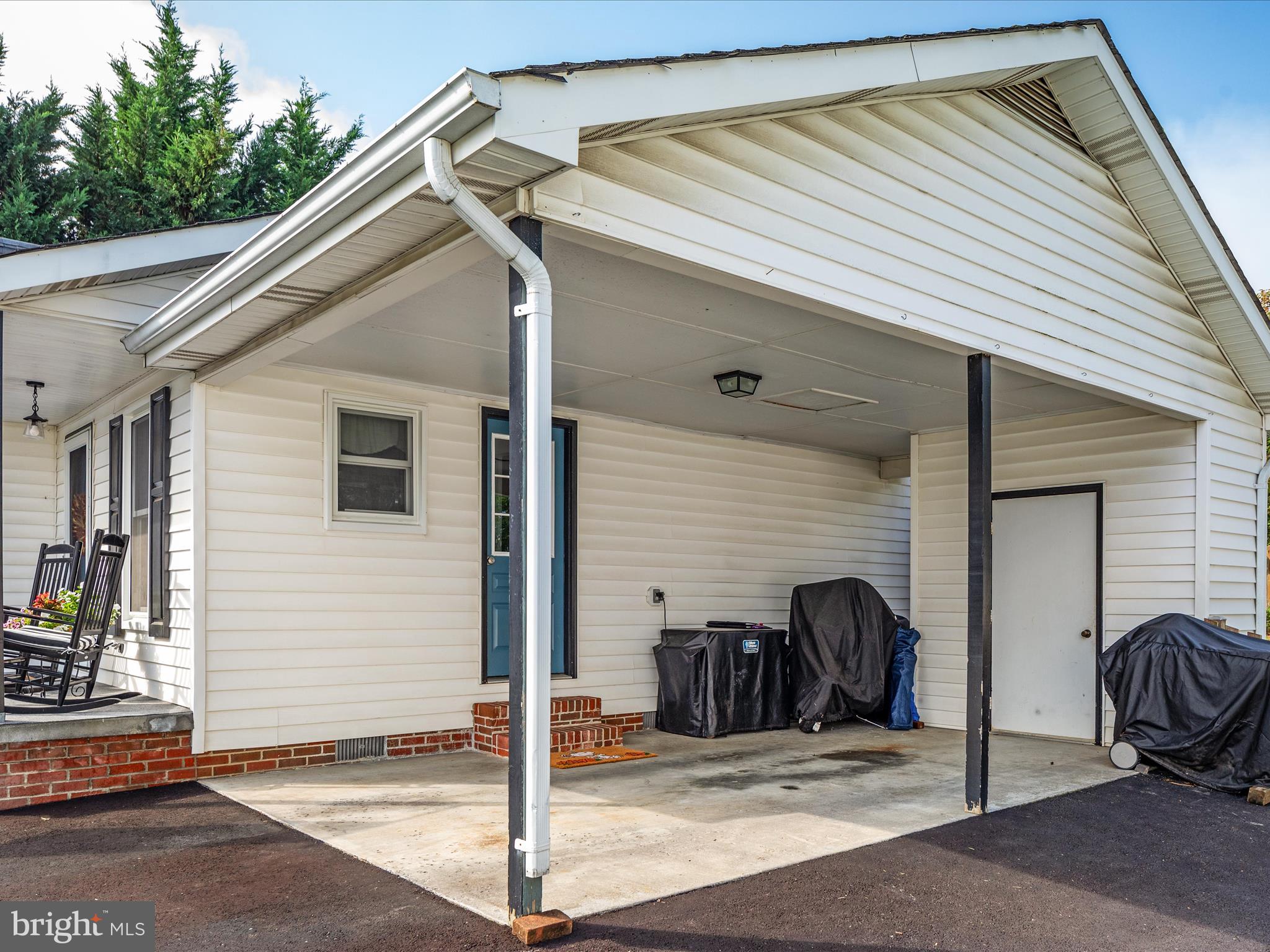 GREENBRIAR VILLAGE - Residential