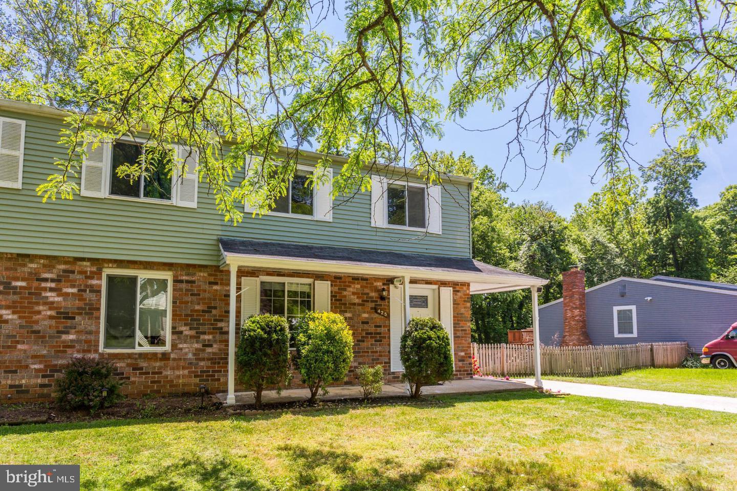 425 BLOSSOM TREE COURT