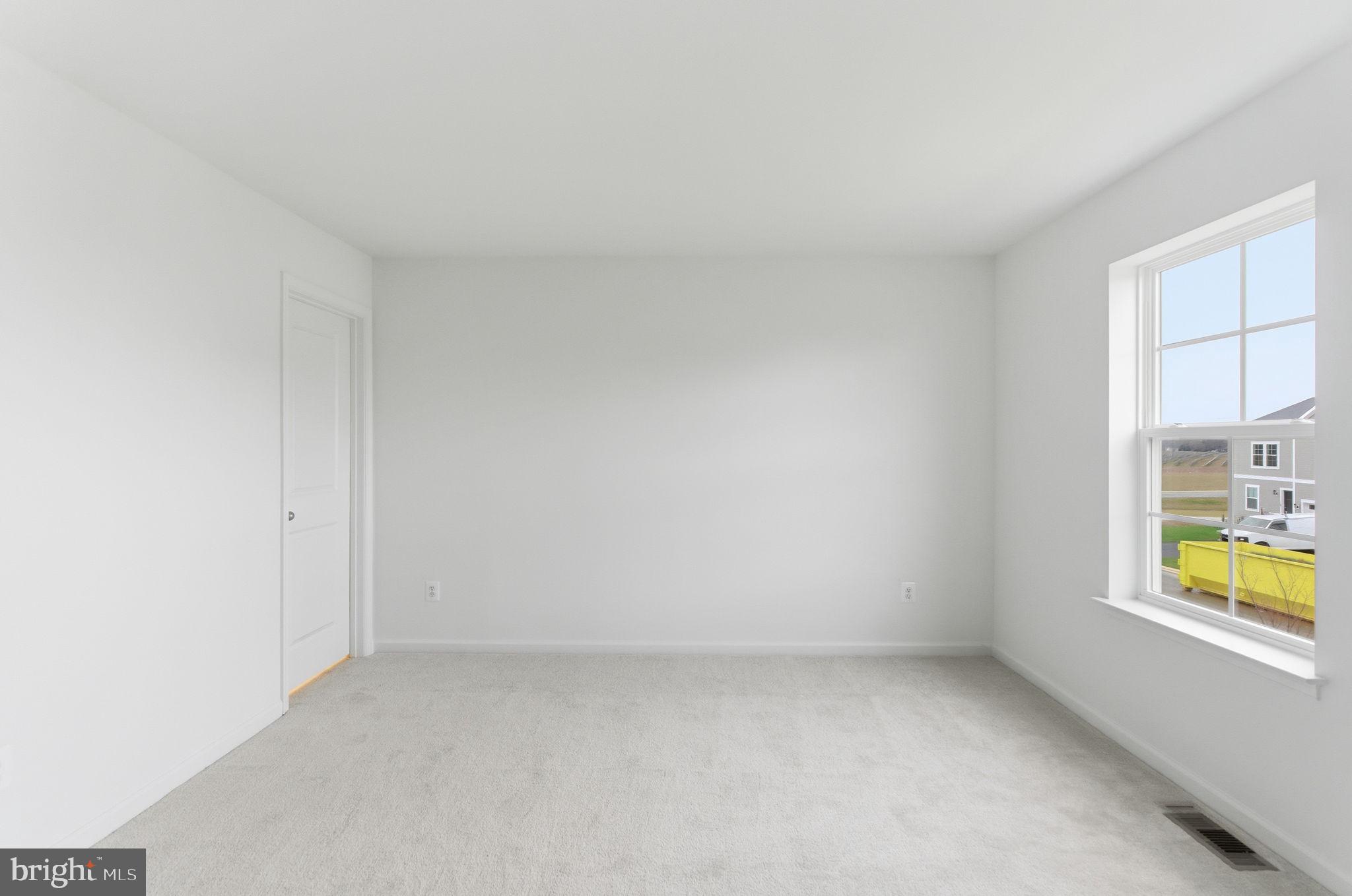 KING'S CROSSING - Residential