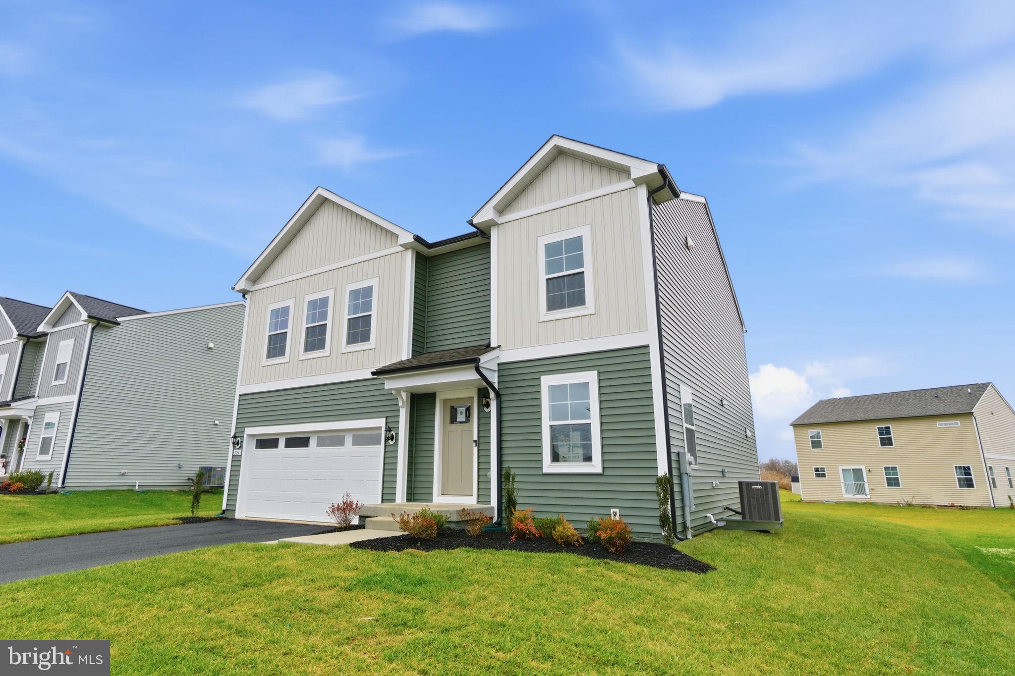 KING'S CROSSING - Residential