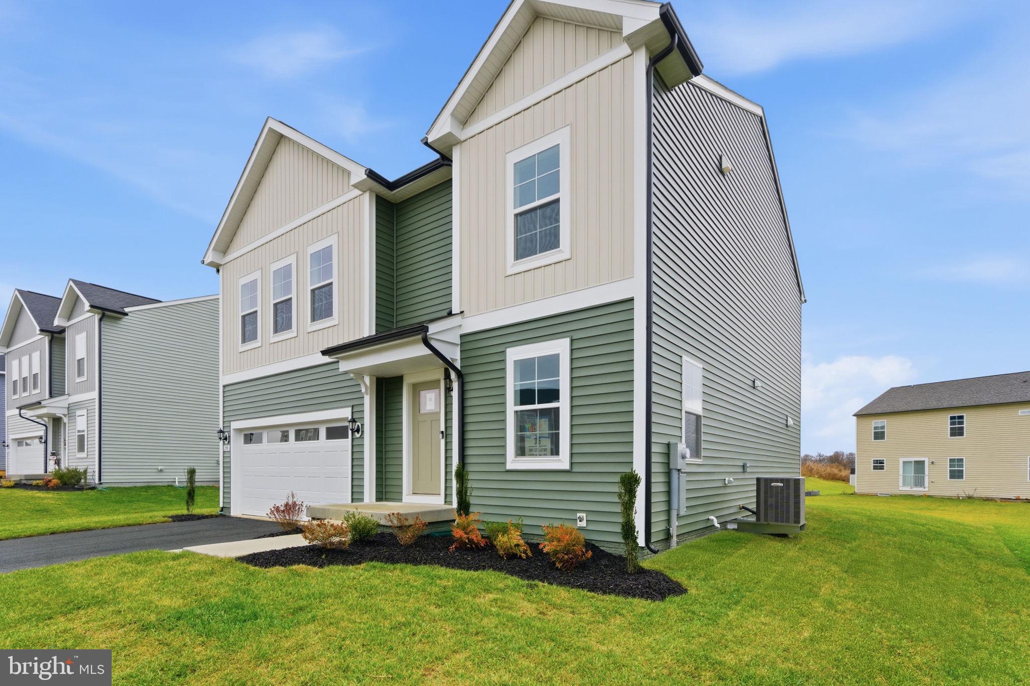 KING'S CROSSING - Residential