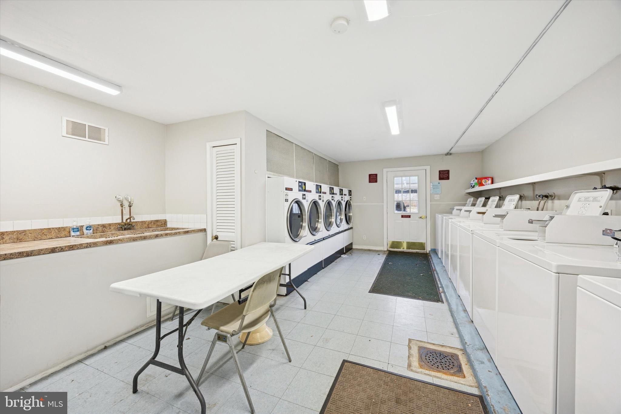 GEORGETOWN OF PHIL - Residential