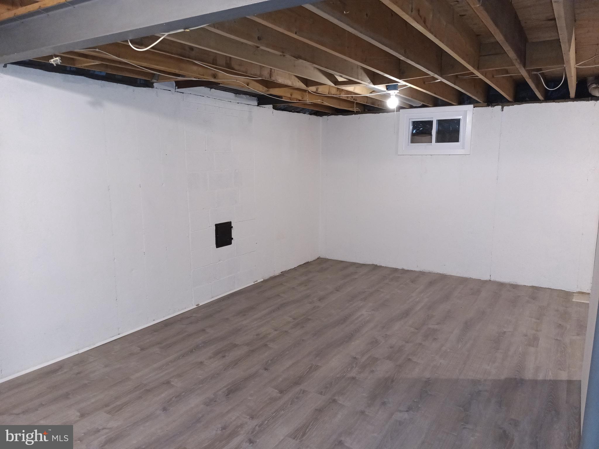SENECA RIDGE - Residential Lease