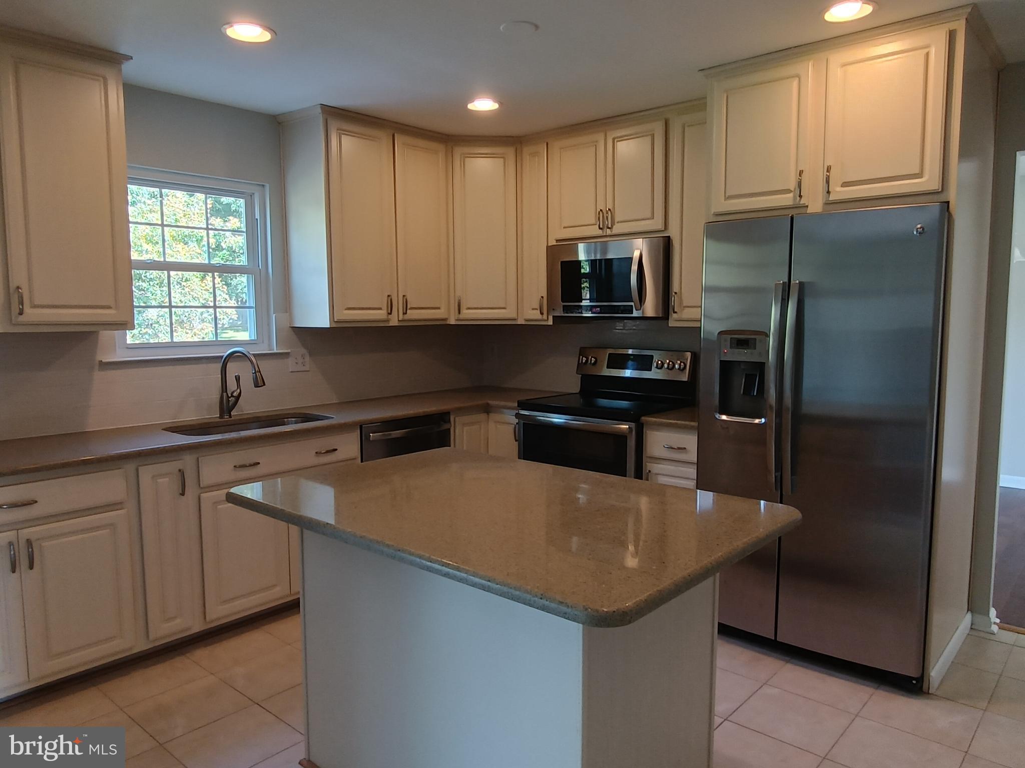 SENECA RIDGE - Residential Lease