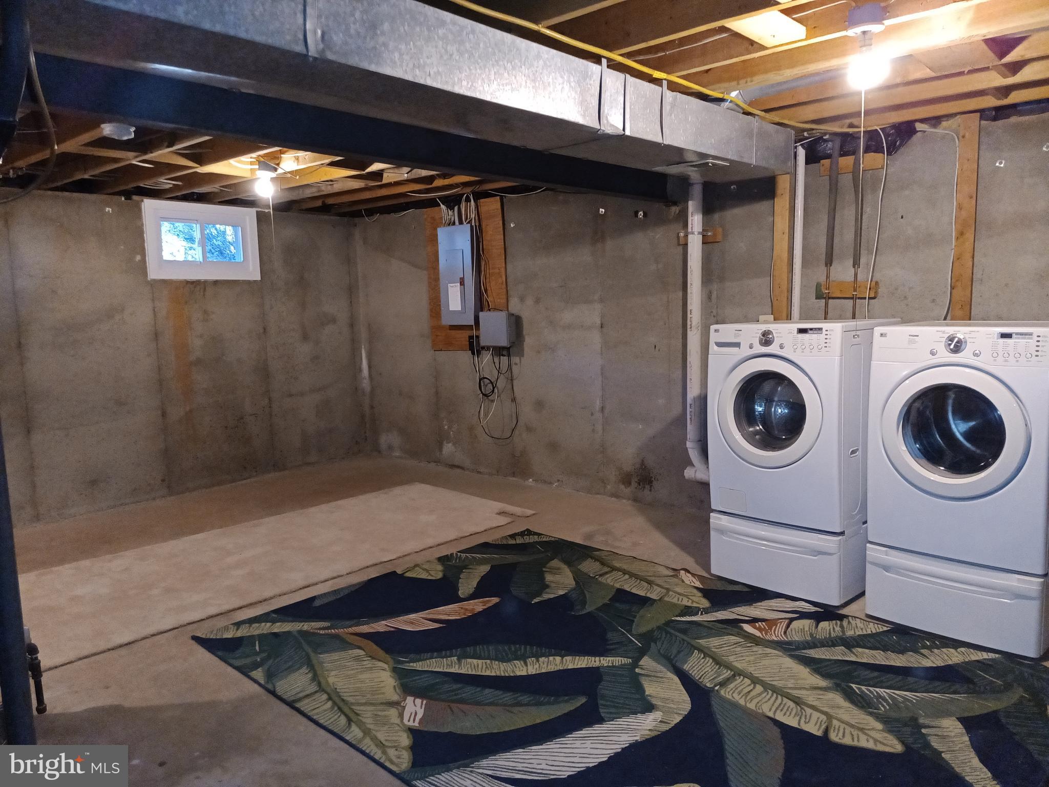 SENECA RIDGE - Residential Lease