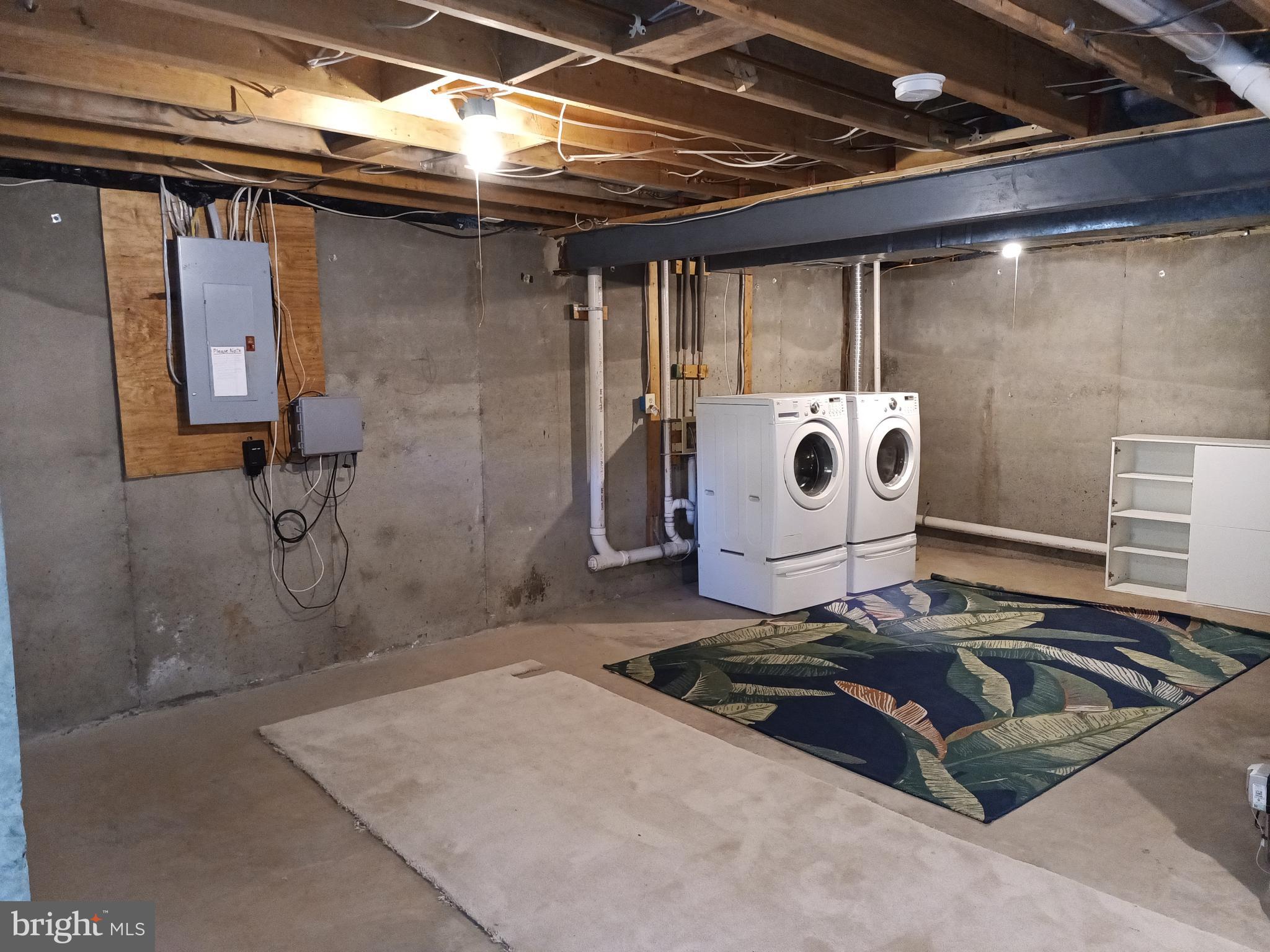 SENECA RIDGE - Residential Lease