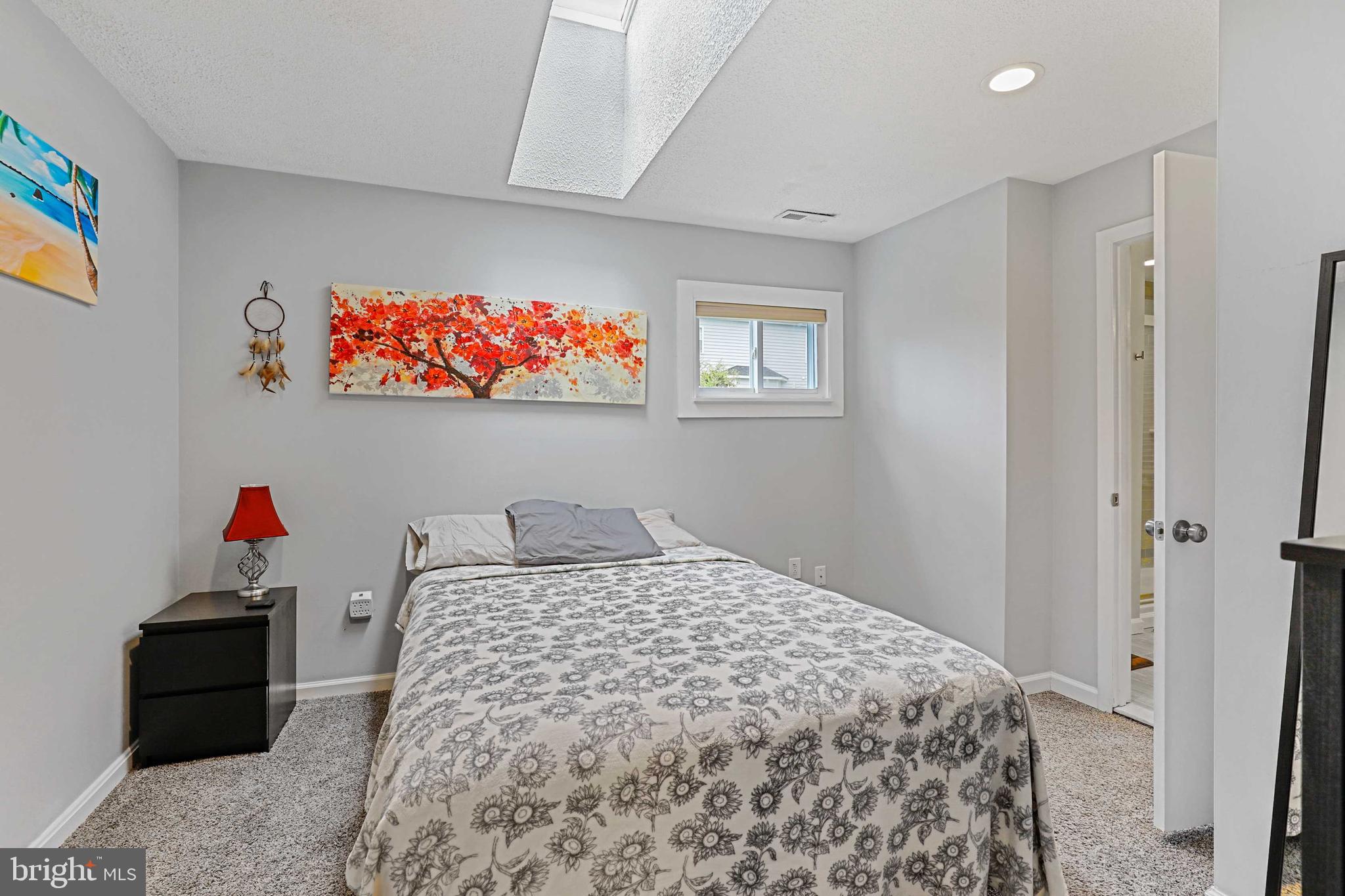 EDGEWATER - Residential