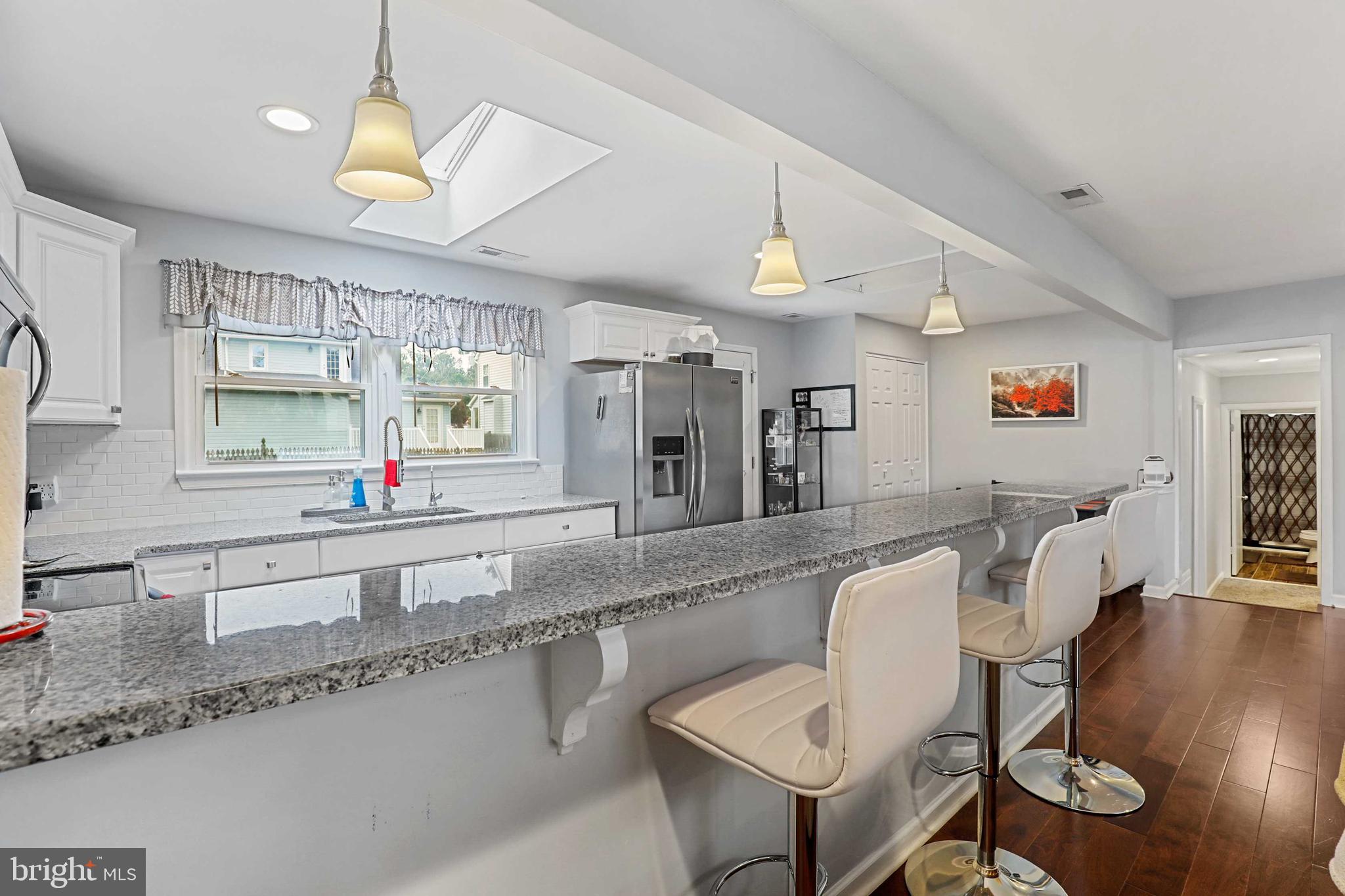 EDGEWATER - Residential