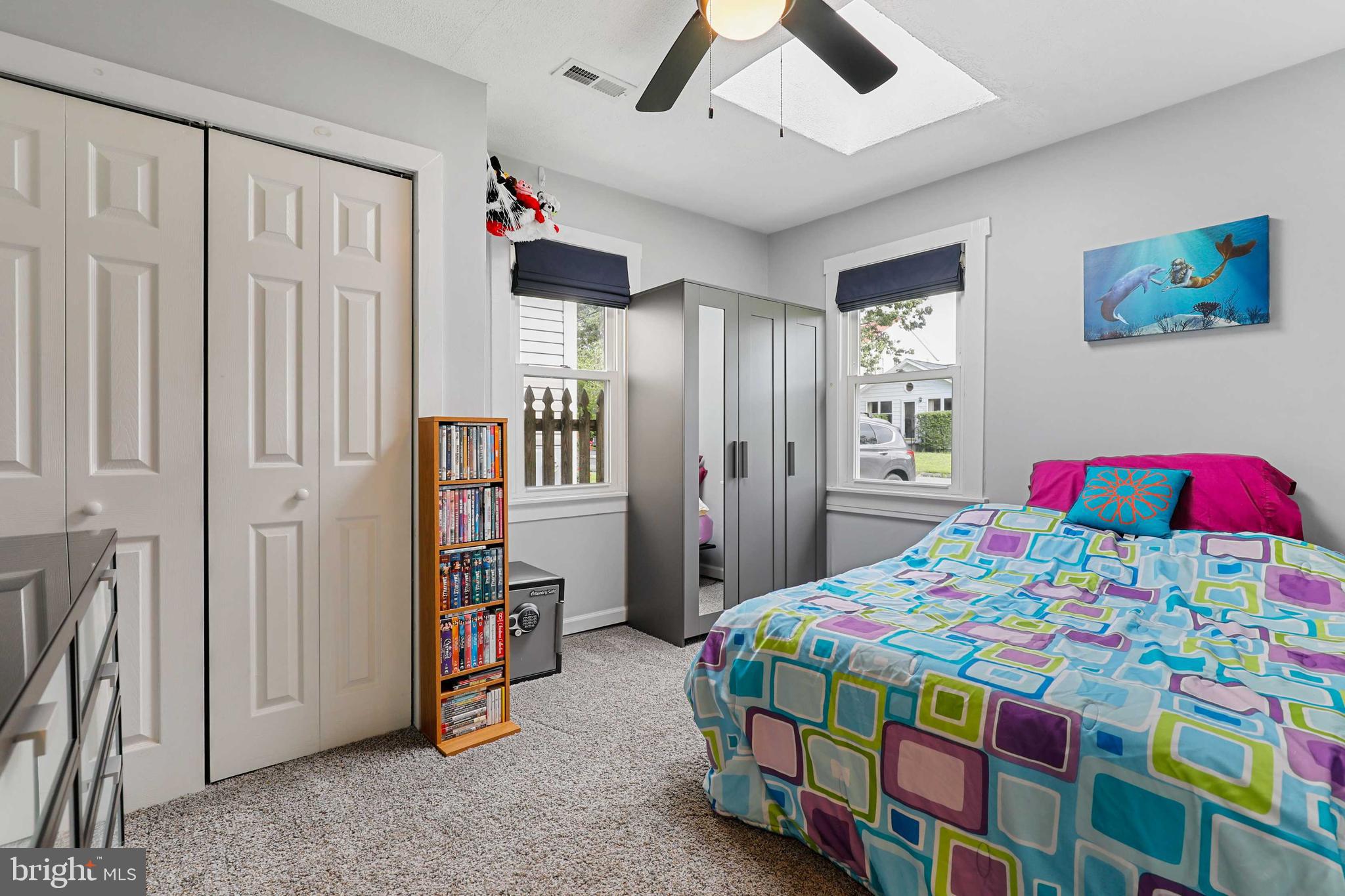 EDGEWATER - Residential