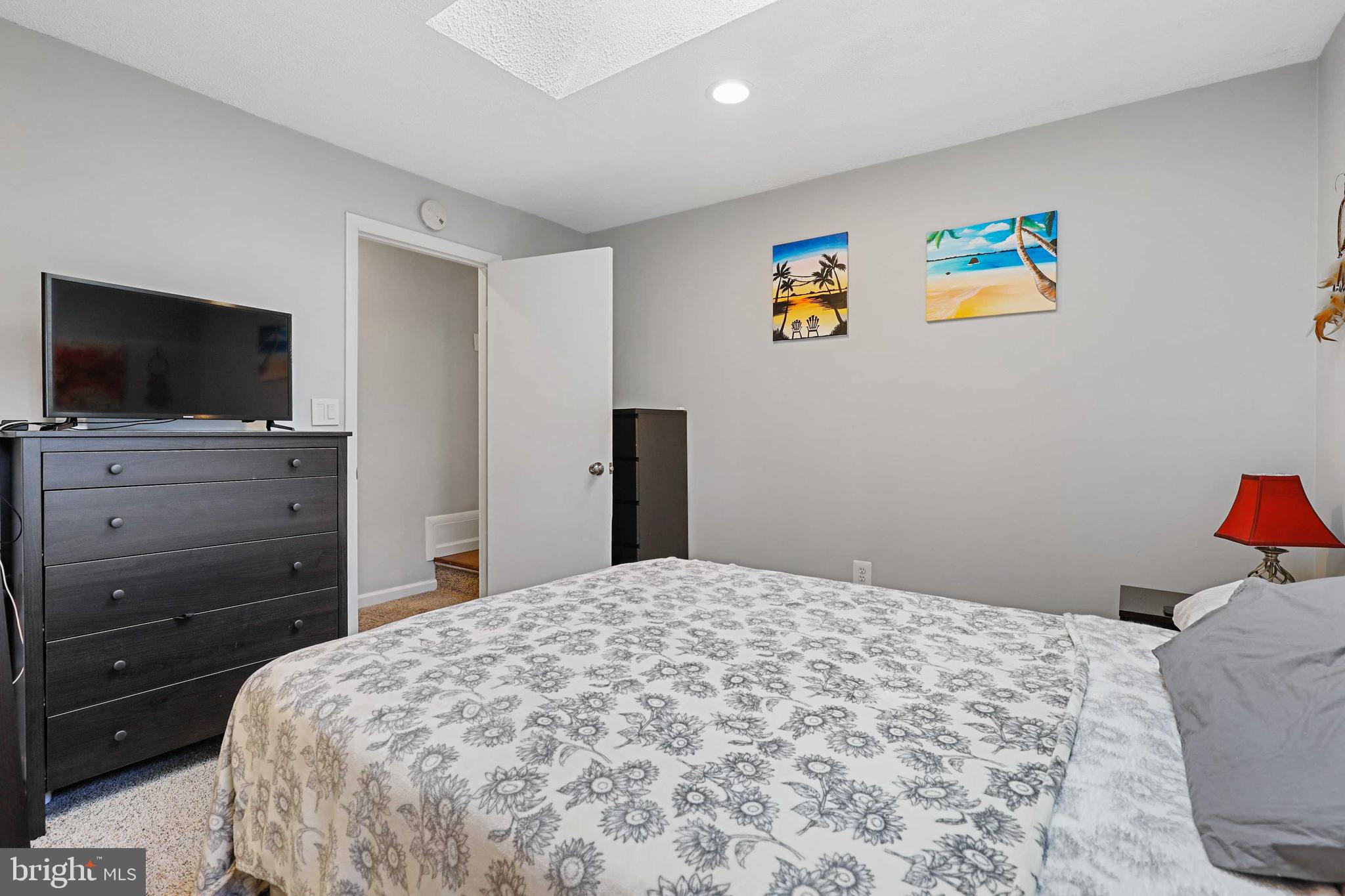 EDGEWATER - Residential