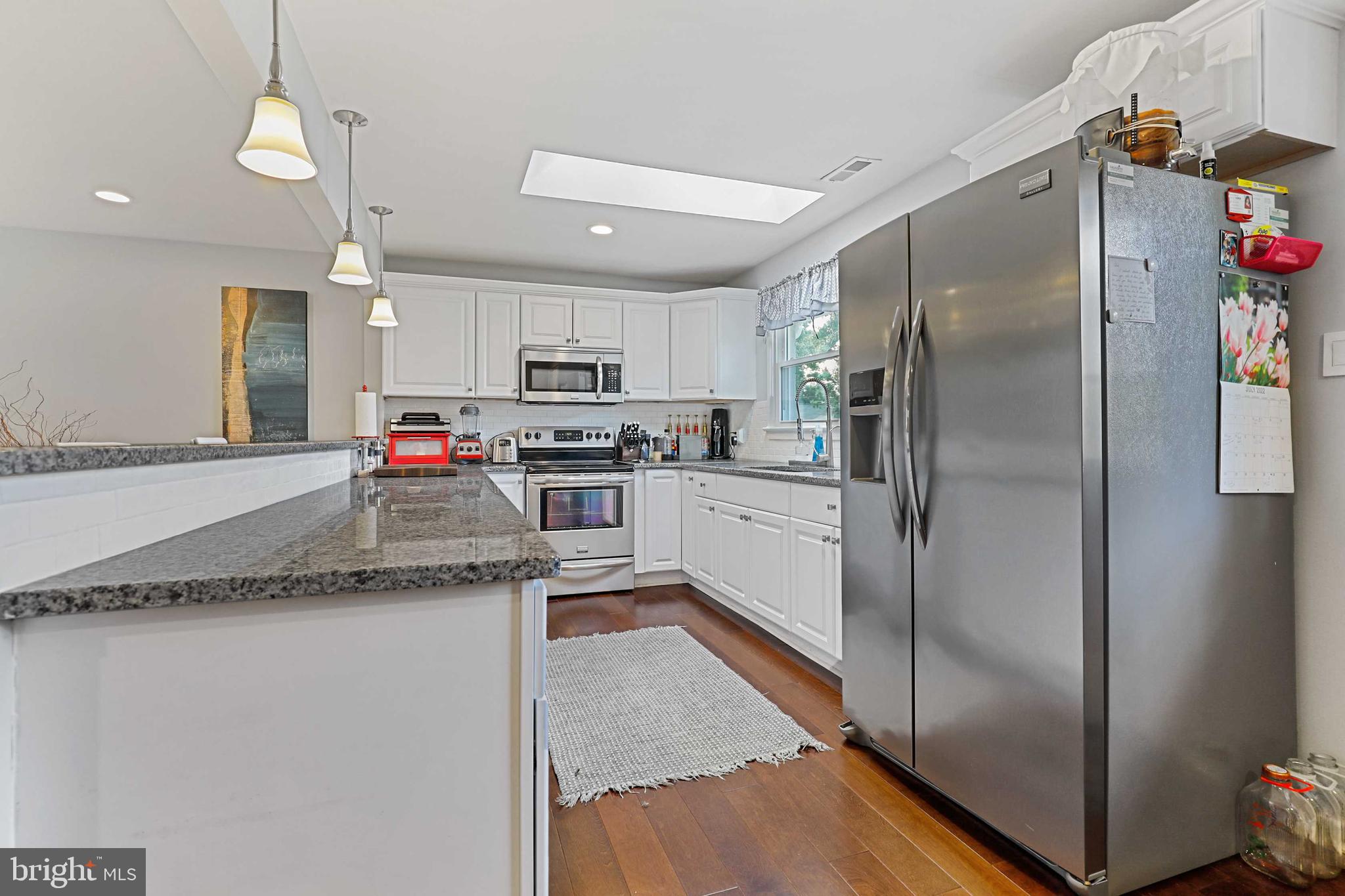 EDGEWATER - Residential