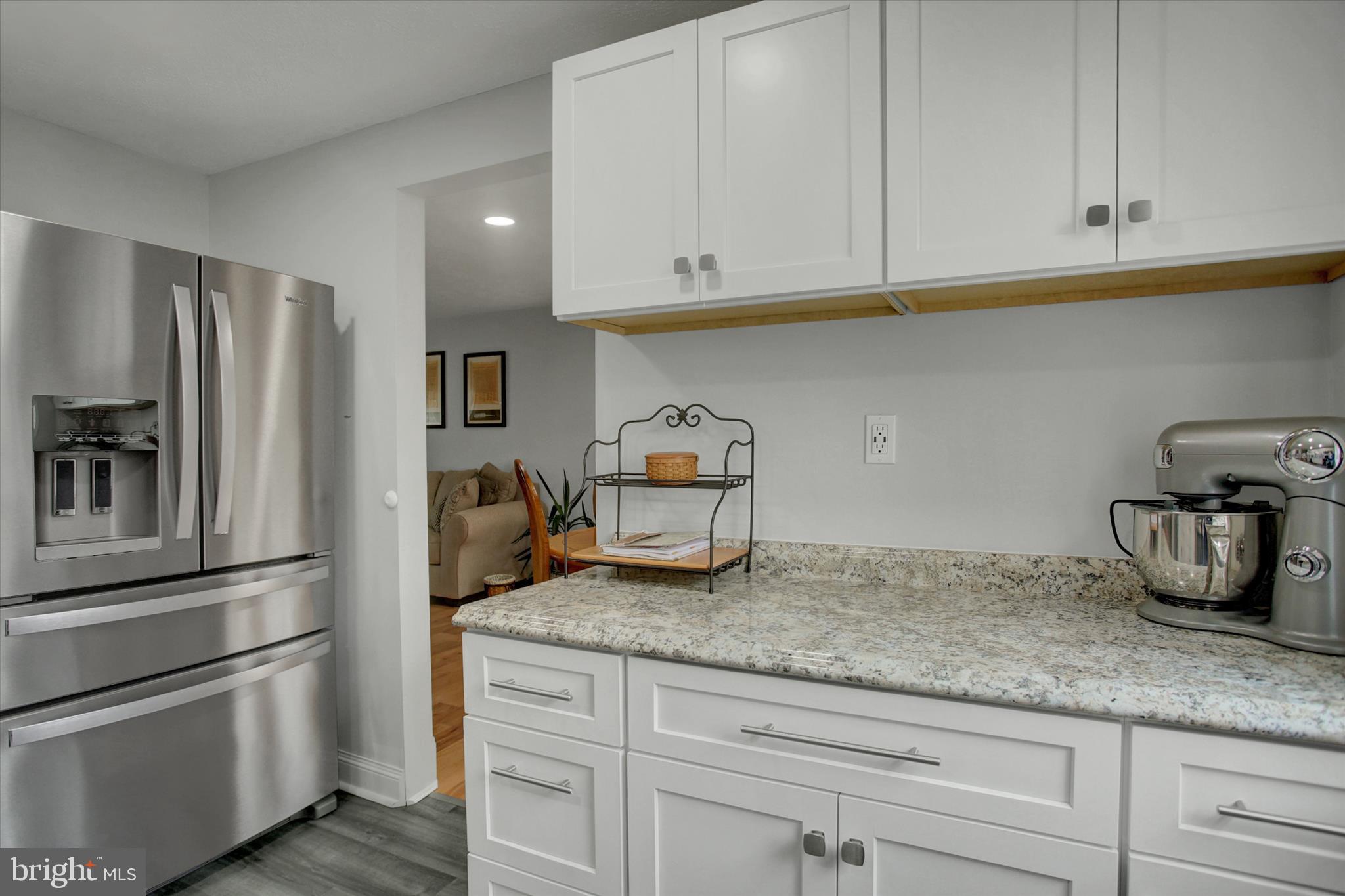 GLADE MANOR - Residential