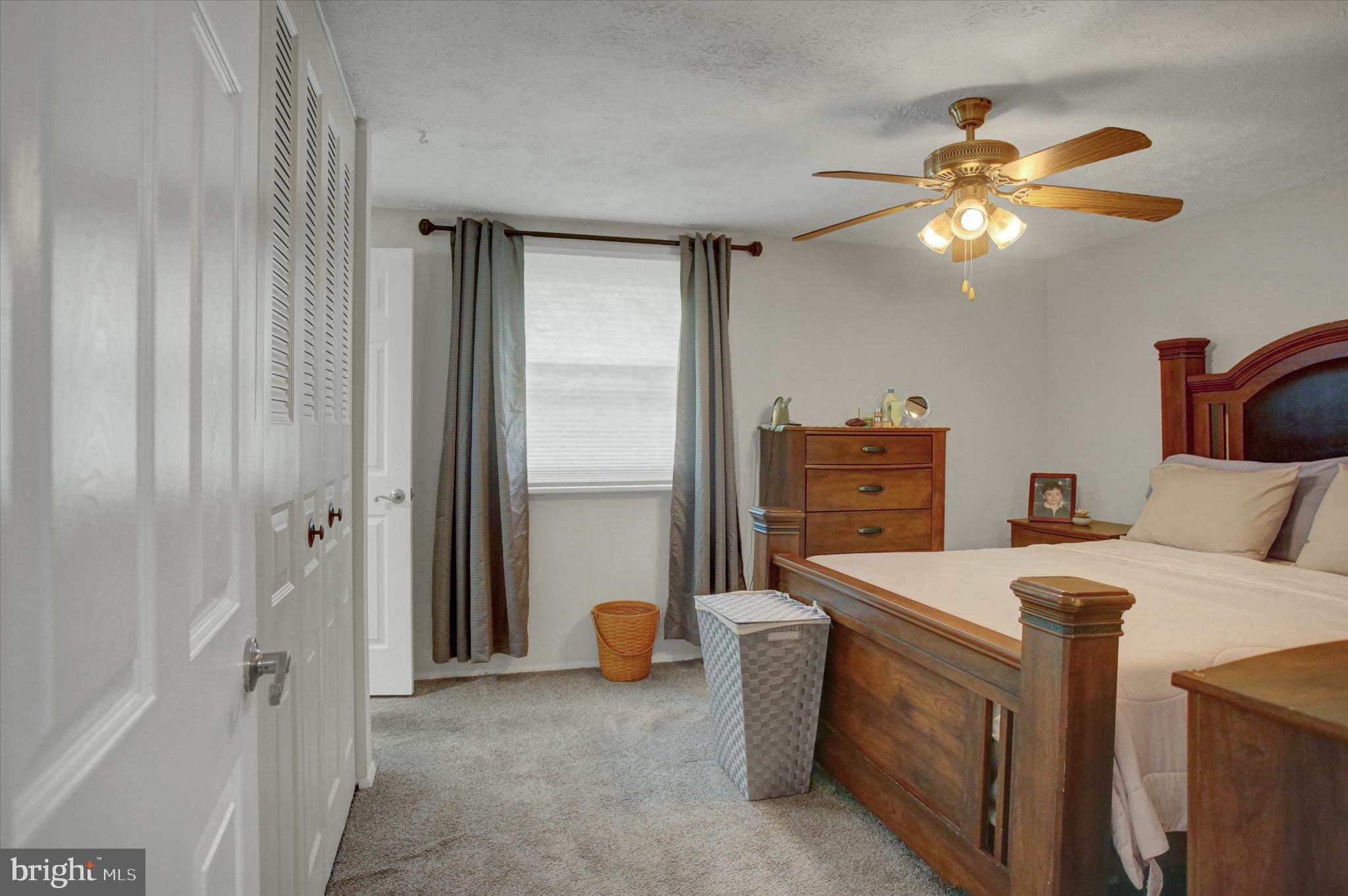 GLADE MANOR - Residential